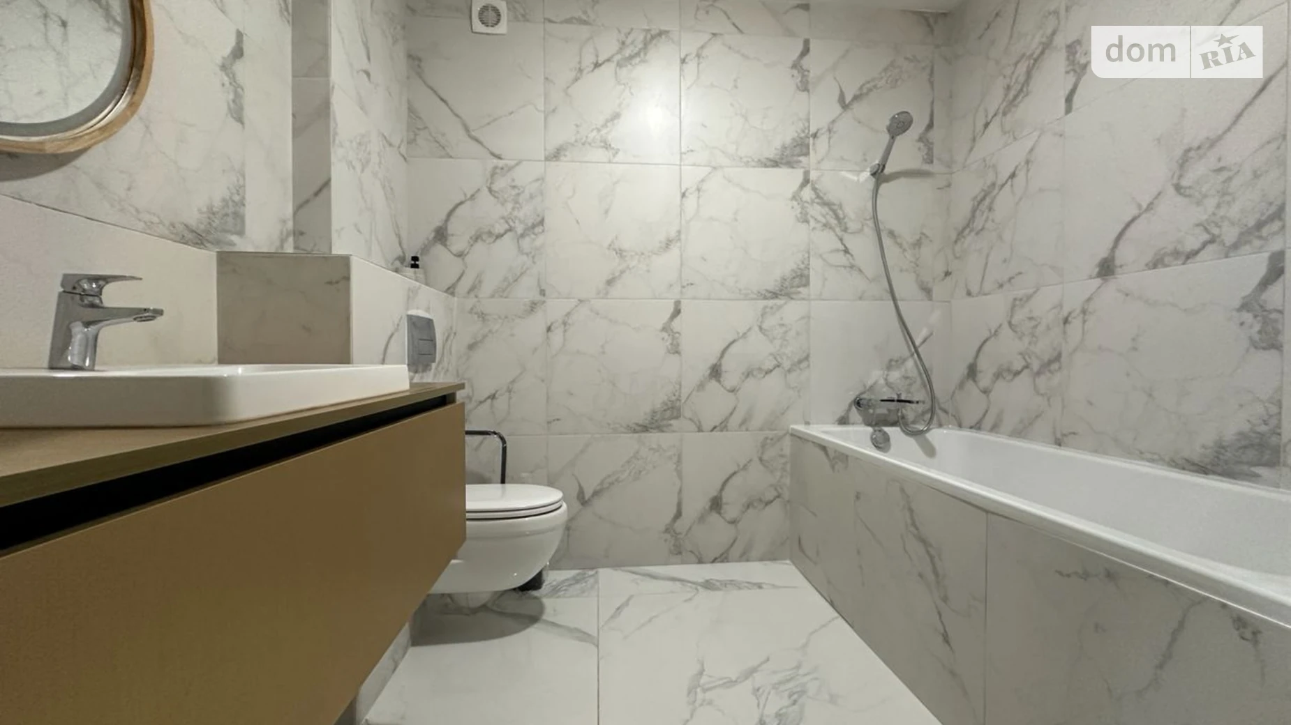 Сдается в аренду офис 155 кв. м в бизнес-центре, цена: 1800 $ - фото 3