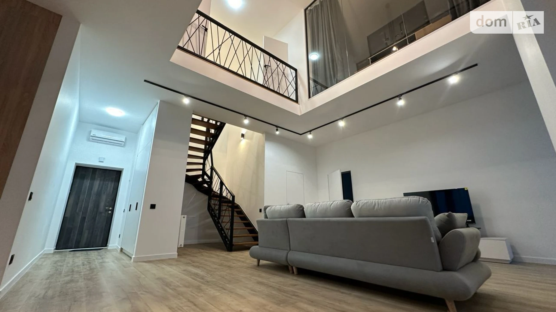 Сдается в аренду офис 155 кв. м в бизнес-центре, цена: 1800 $ - фото 4