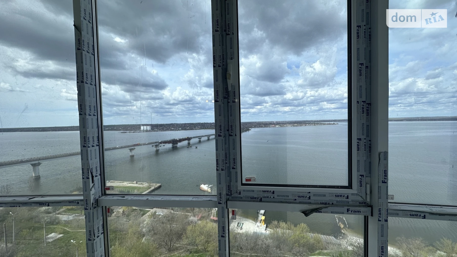 Продается 1-комнатная квартира 70 кв. м в Николаеве, ул. Мостостроителей, 18 - фото 2