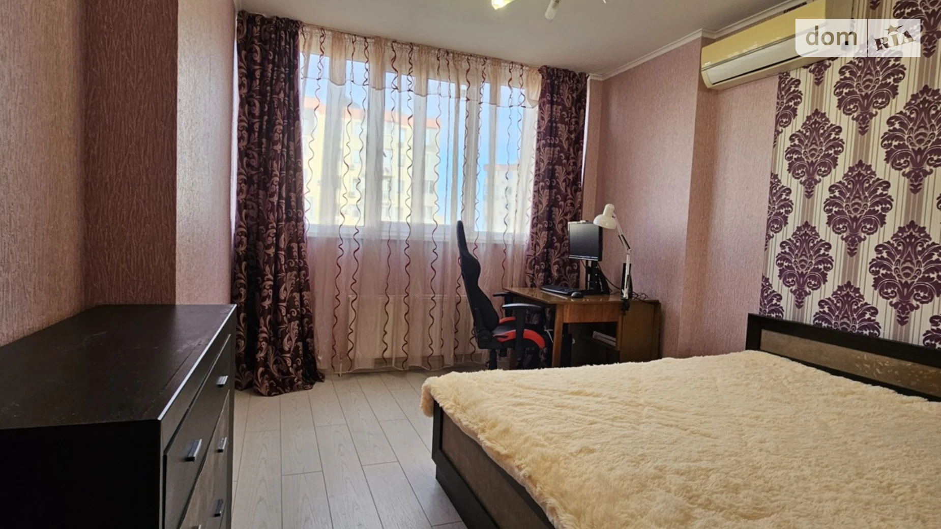 Продается 1-комнатная квартира 43.1 кв. м в Лиманке, мас. Радужный - фото 2