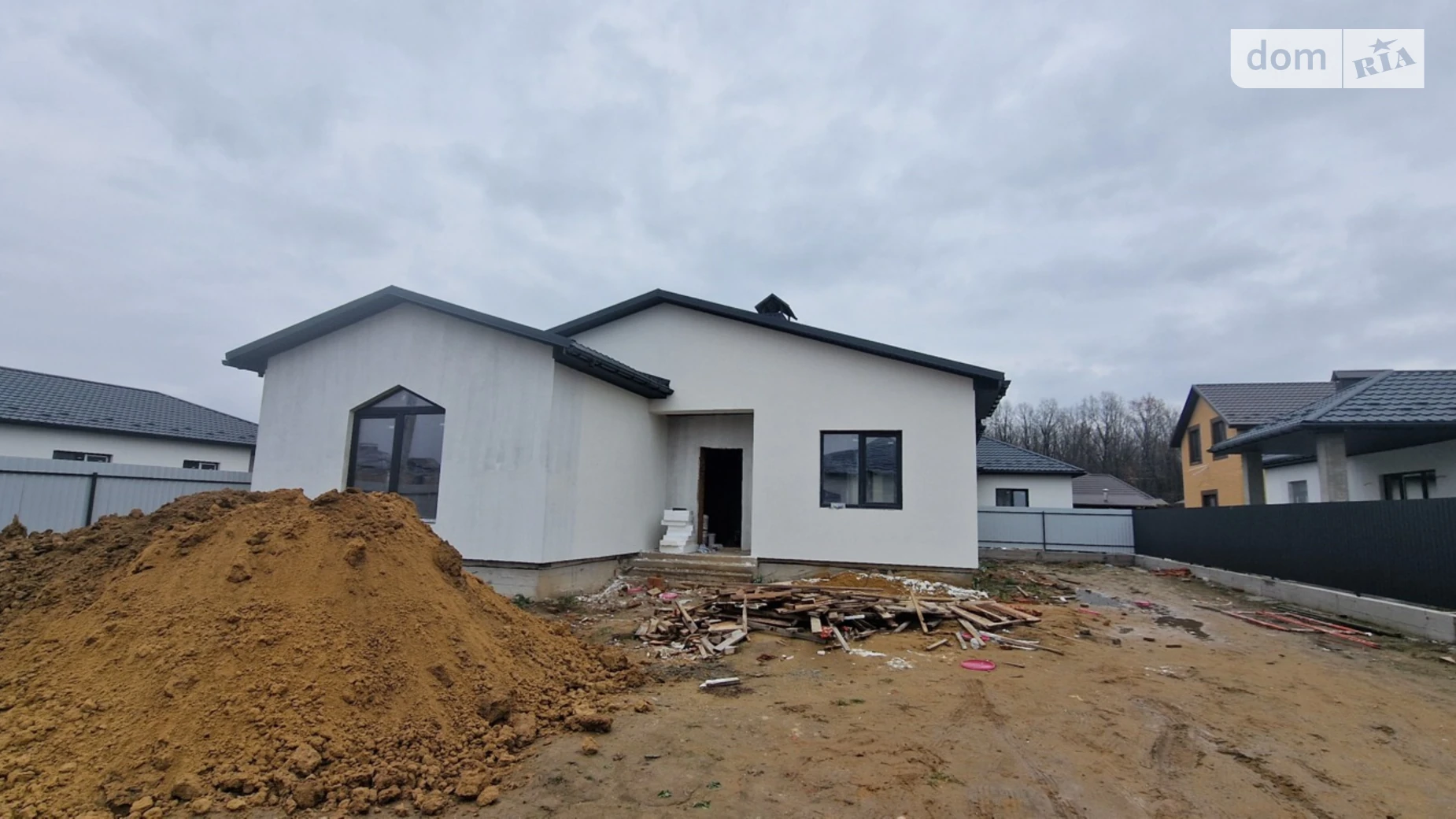 Продается одноэтажный дом 110 кв. м с садом, цена: 105000 $ - фото 2