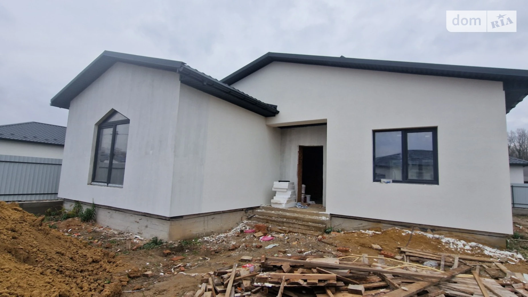 Продается одноэтажный дом 110 кв. м с садом, цена: 105000 $ - фото 3