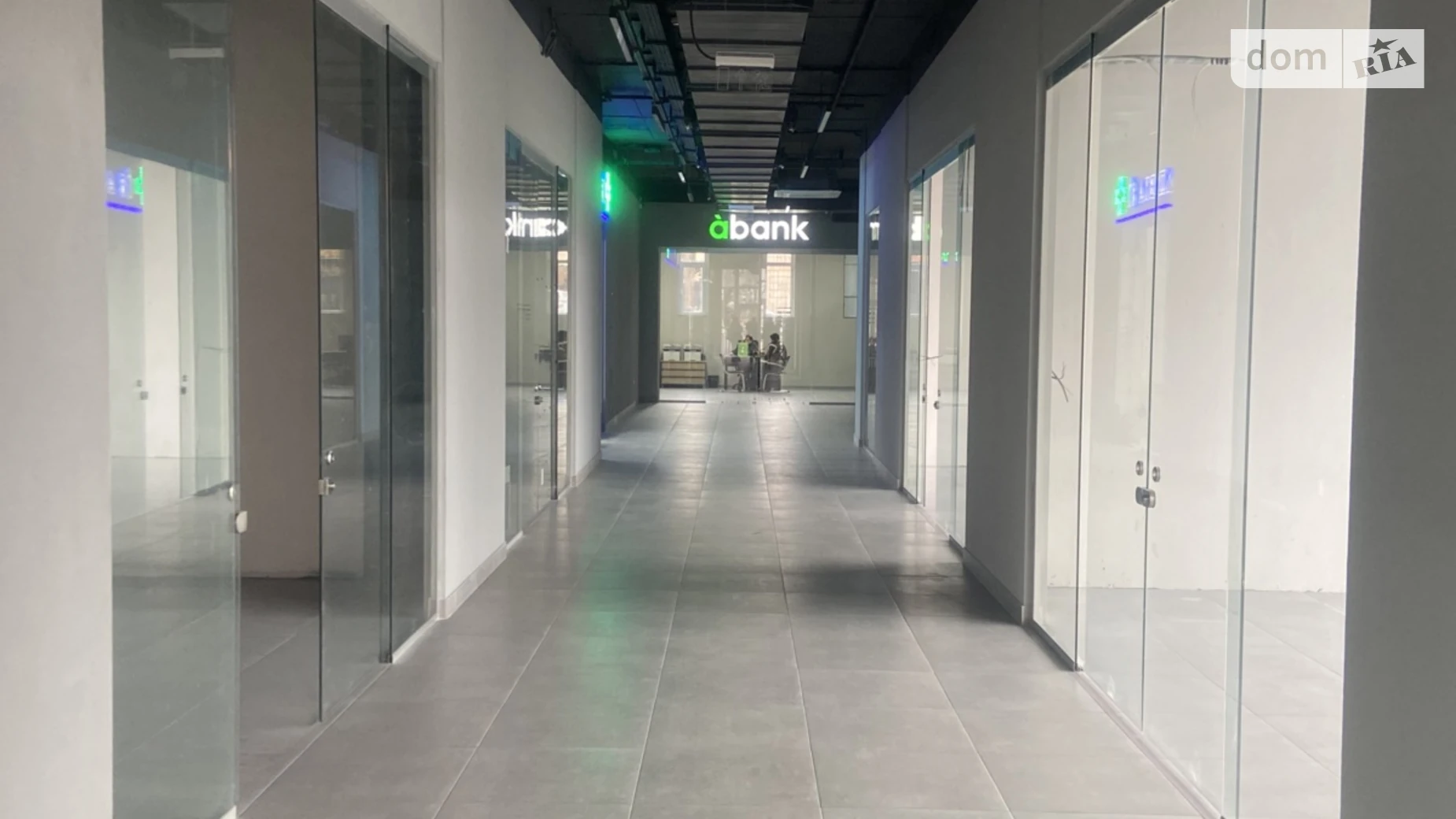 Сдается в аренду помещения свободного назначения 27.3 кв. м в 4-этажном здании, цена: 16380 грн - фото 4