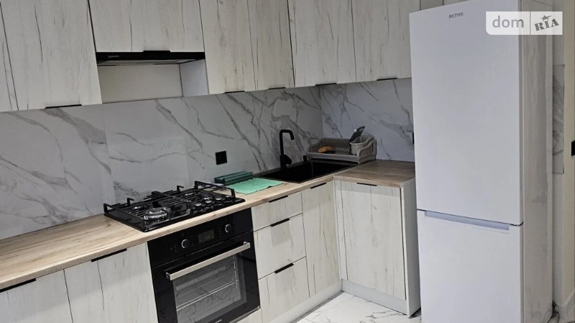 Сдается в аренду 1-комнатная квартира 50 кв. м в Хмельницком, ул. Кармелюка, 5/2 - фото 2