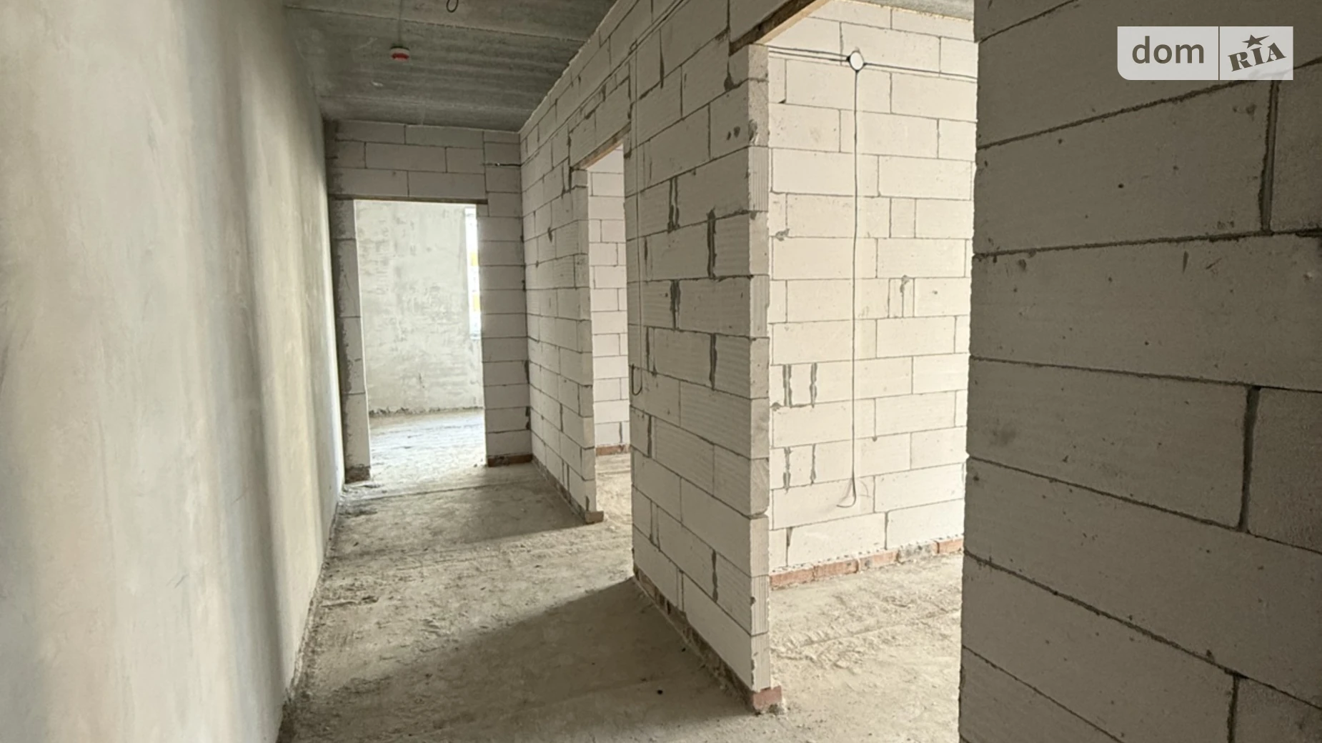 Продается 3-комнатная квартира 81 кв. м в Хмельницком, Старокостянтиновское шоссе, 5/5А корпус 1 - фото 3