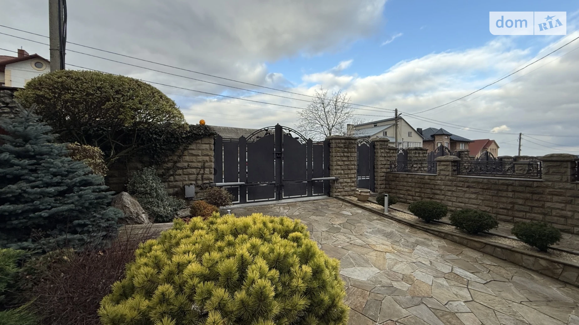 Продається будинок 3 поверховий 220 кв. м с басейном, цена: 155000 $ - фото 3