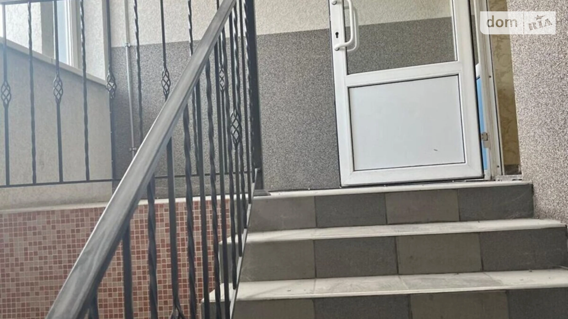 Сдается в аренду объект сферы услуг 1174 кв. м в 5-этажном здании, цена: 234800 грн - фото 3