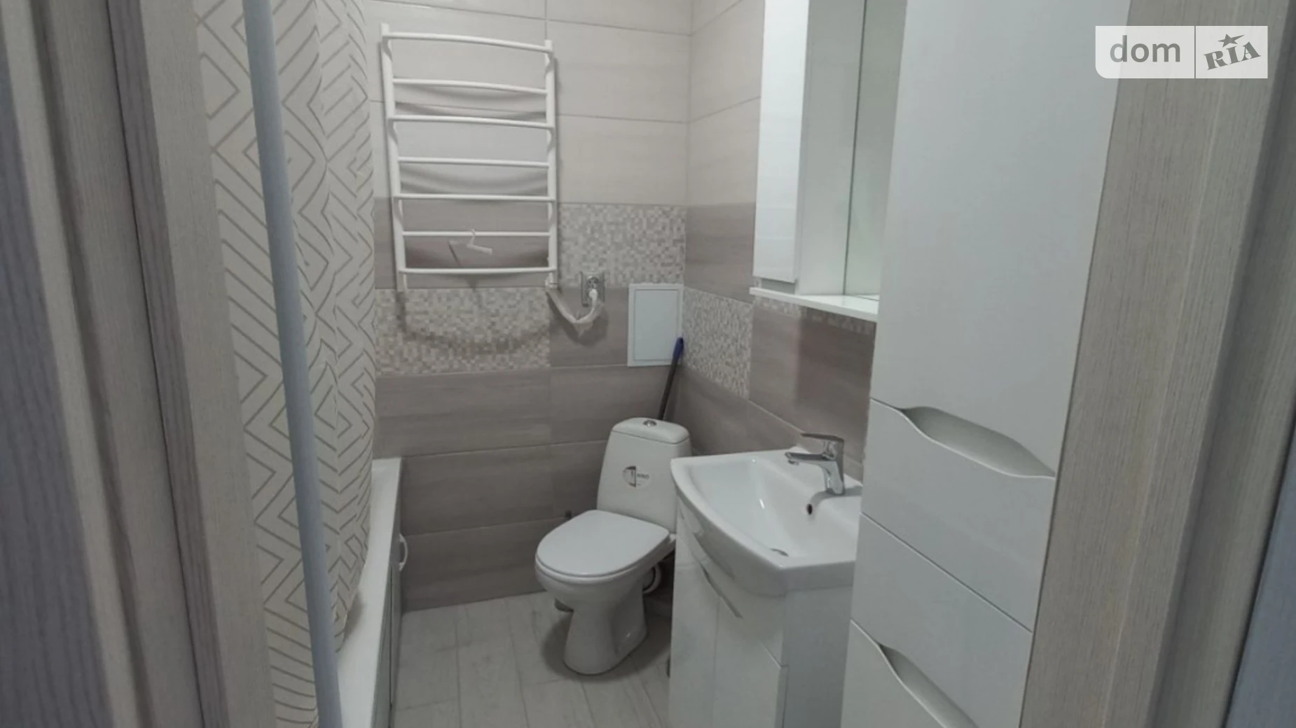 Продается 1-комнатная квартира 35 кв. м в Дубно, ул. Михаила Грушевского, 1 - фото 5