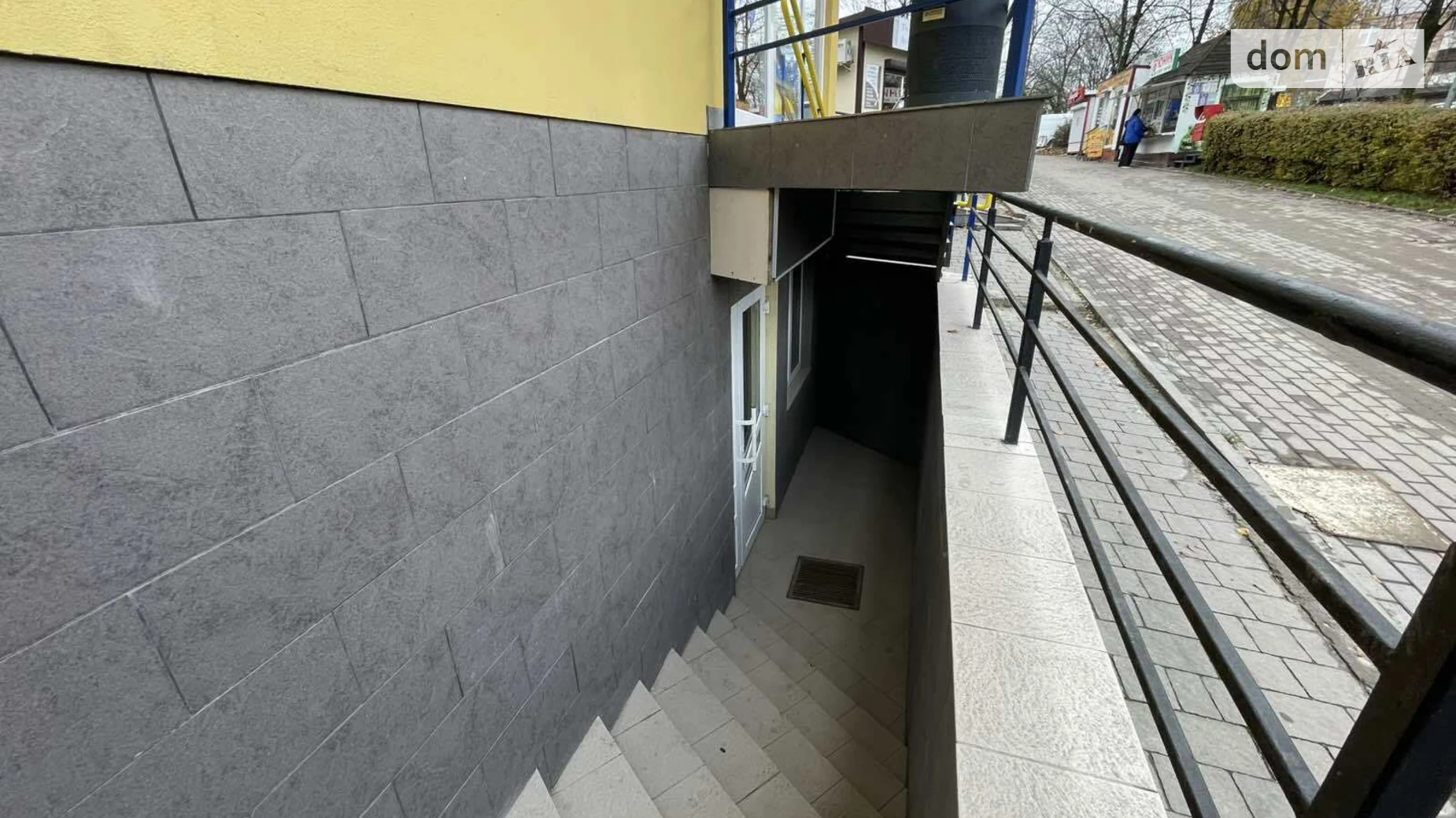 Сдается в аренду помещения свободного назначения 55.5 кв. м в 2-этажном здании, цена: 15000 грн - фото 2