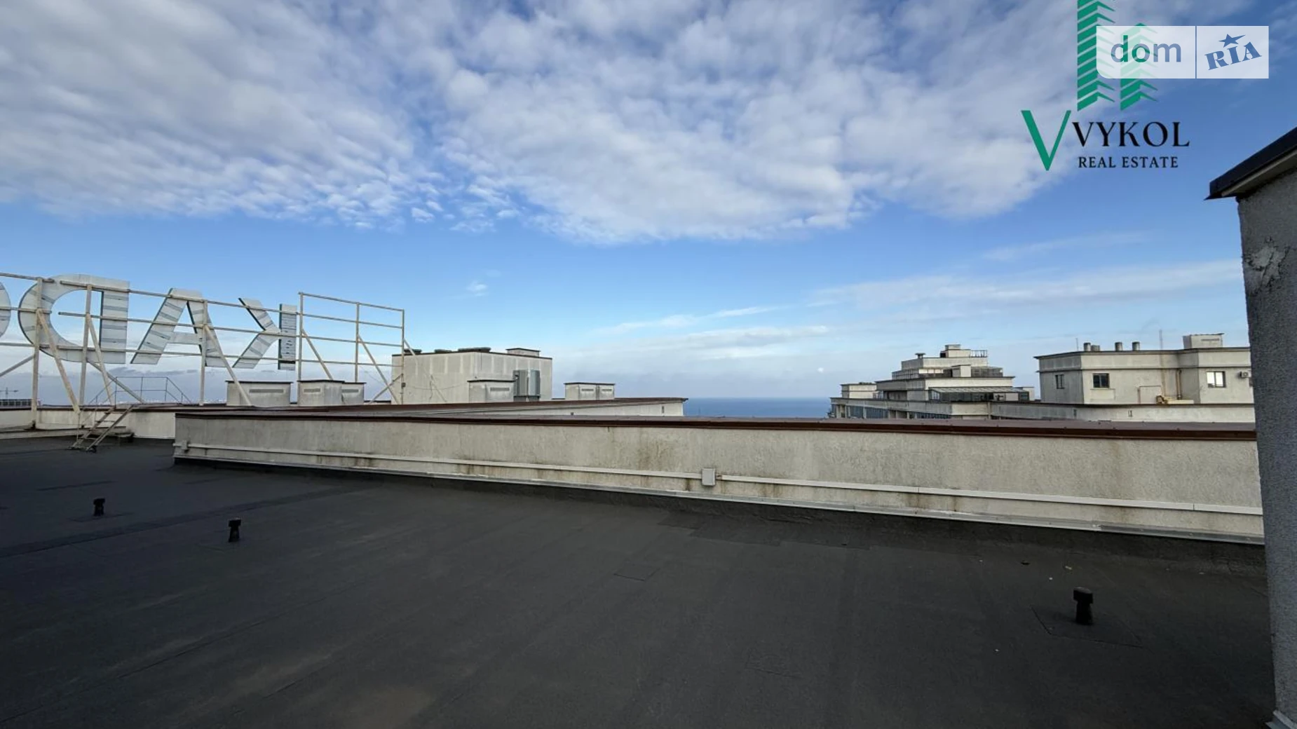 Продається 3-кімнатна квартира 195.55 кв. м у Одесі, бул. Французький, 60Б - фото 2