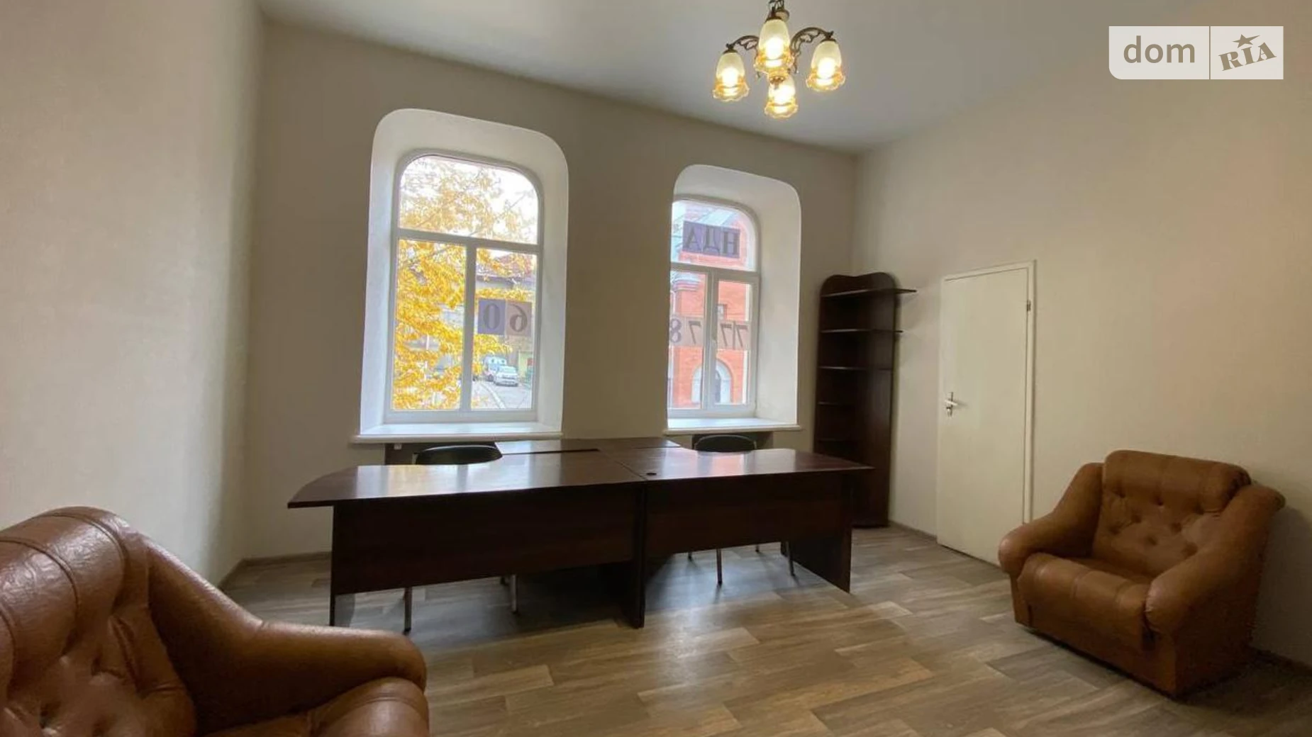 Сдается в аренду офис 84 кв. м в бизнес-центре, цена: 20000 грн - фото 2