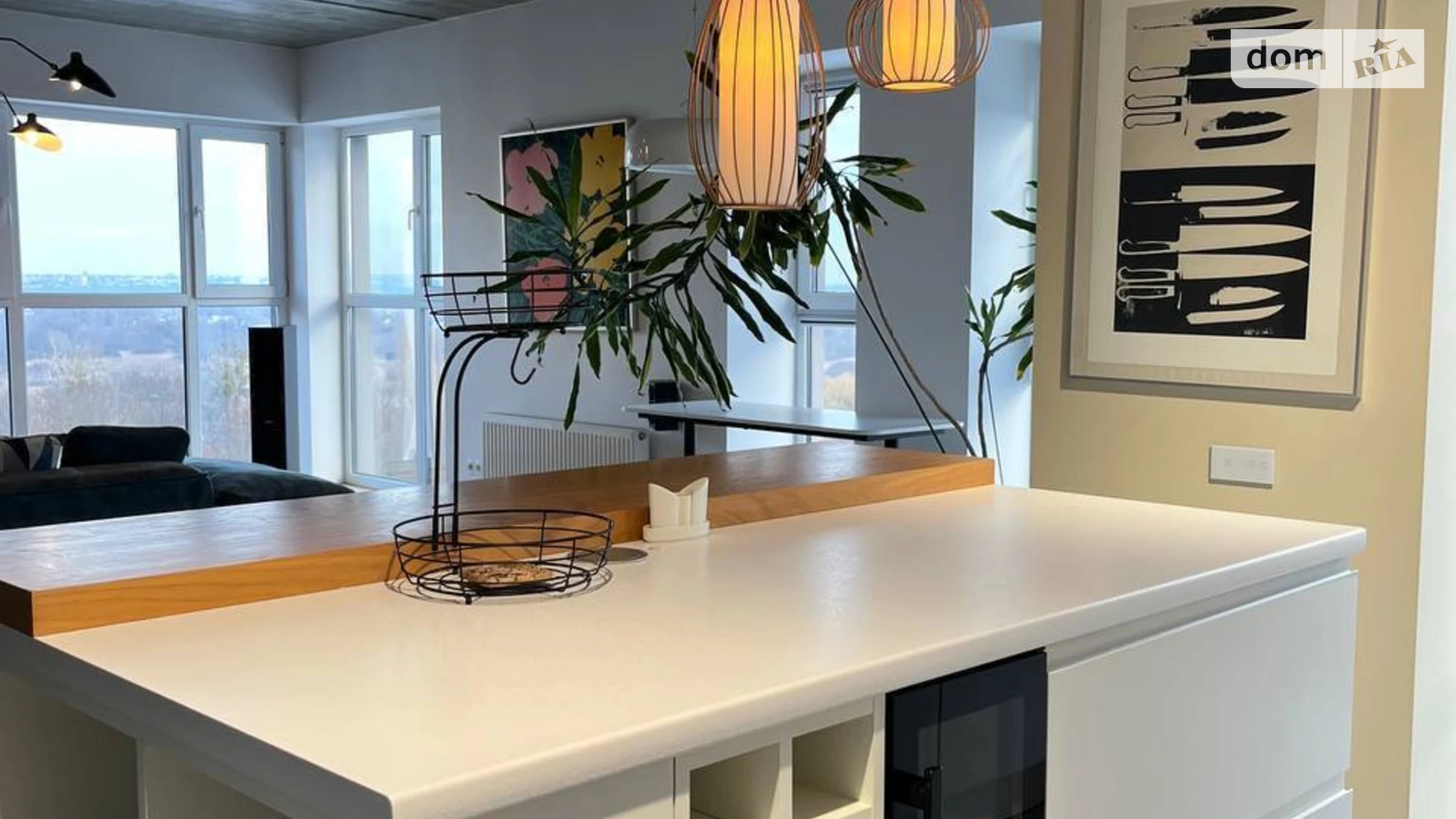 2-комнатная квартира 128.6 кв. м в Луцке, ул. Спутника, 4А - фото 3