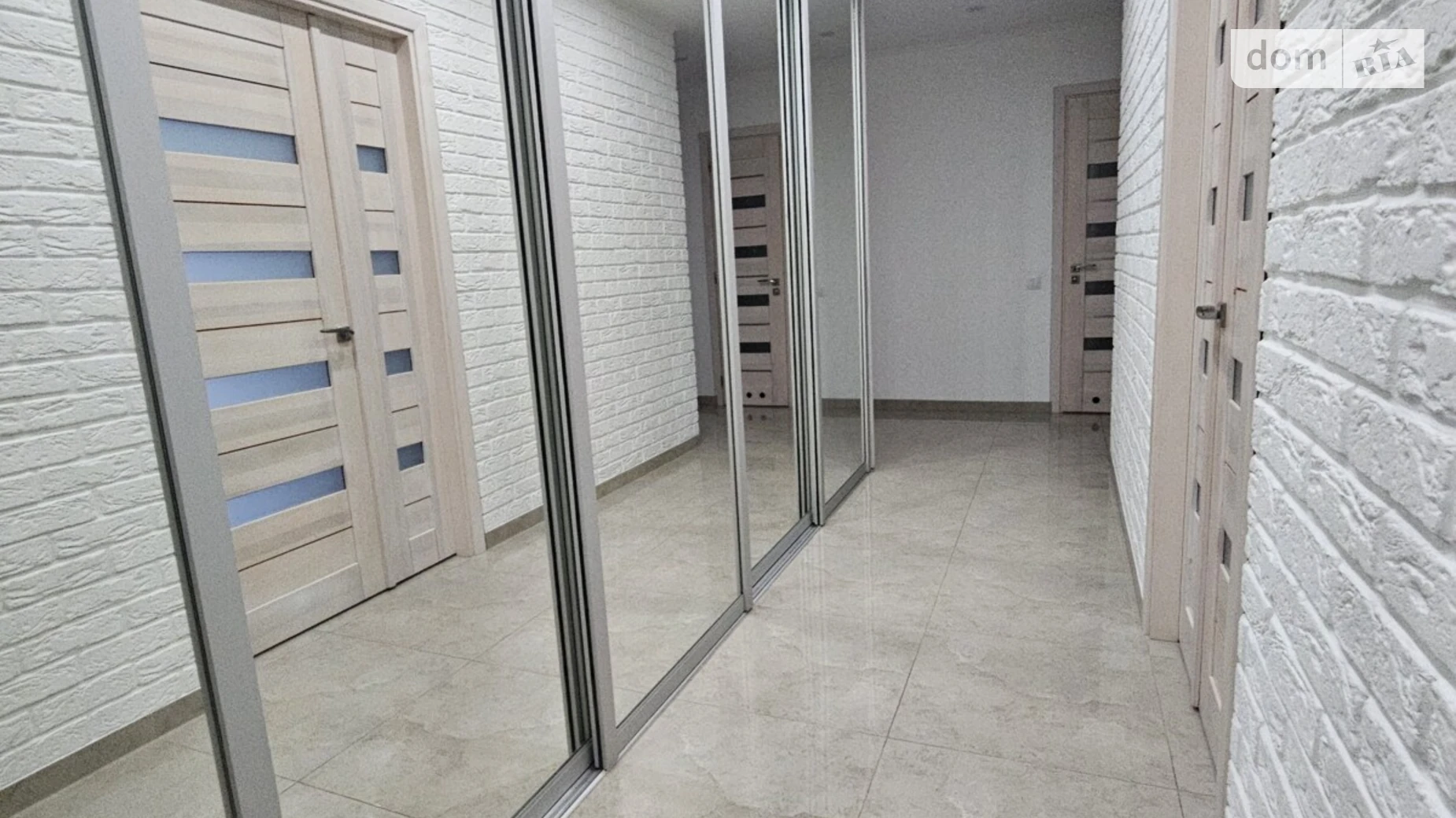 3-комнатная квартира 84.4 кв. м в Тернополе, ул. Крушельницкой Соломии, 55 - фото 2