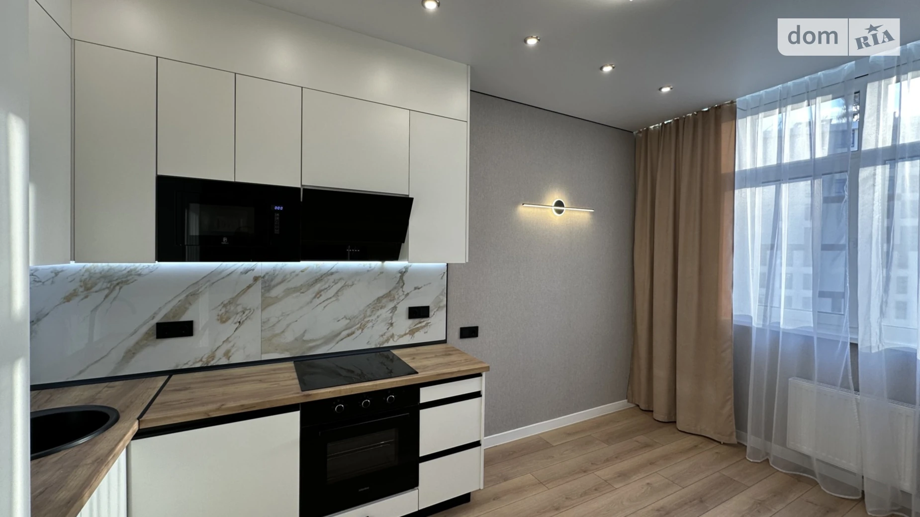 Продается 1-комнатная квартира 42.5 кв. м в Одессе, ул. Краснова, 3 корпус 66 - фото 2