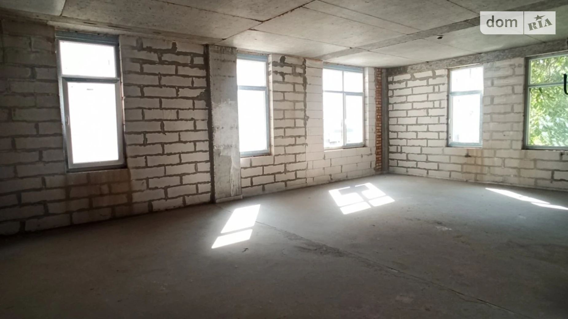 Продается помещения свободного назначения 75.2 кв. м в 5-этажном здании, цена: 78700 $ - фото 2