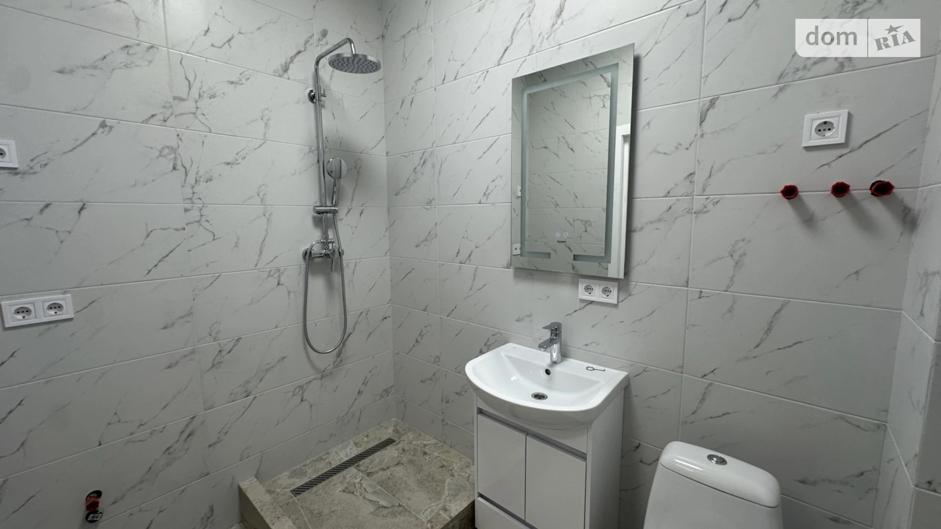 Продається 1-кімнатна квартира 22.5 кв. м у Одесі, вул. Слобідська, 56 корпус 2 - фото 2