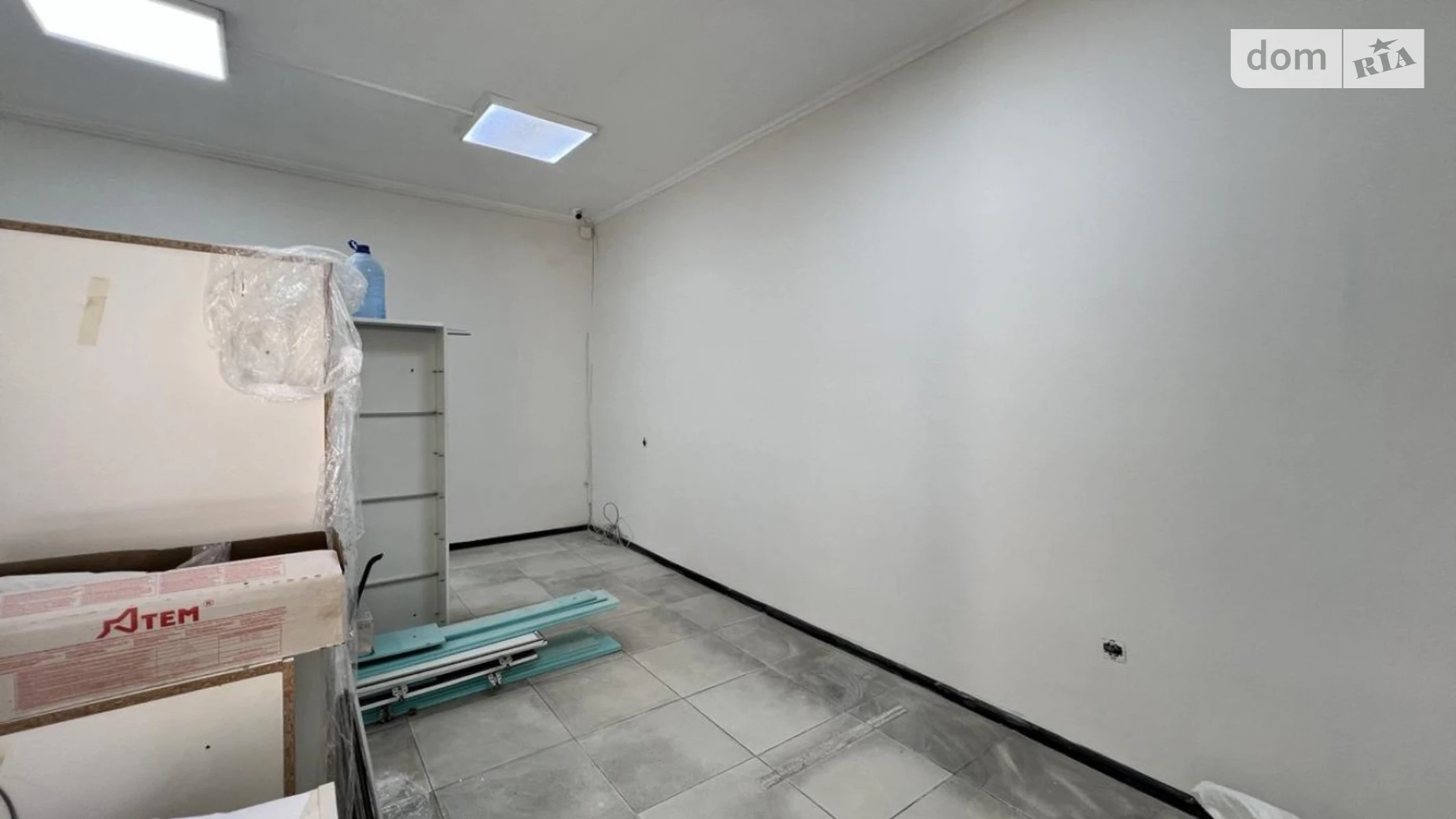 Здається в оренду приміщення вільного призначення 32.9 кв. м в 3-поверховій будівлі, цена: 500 $ - фото 2