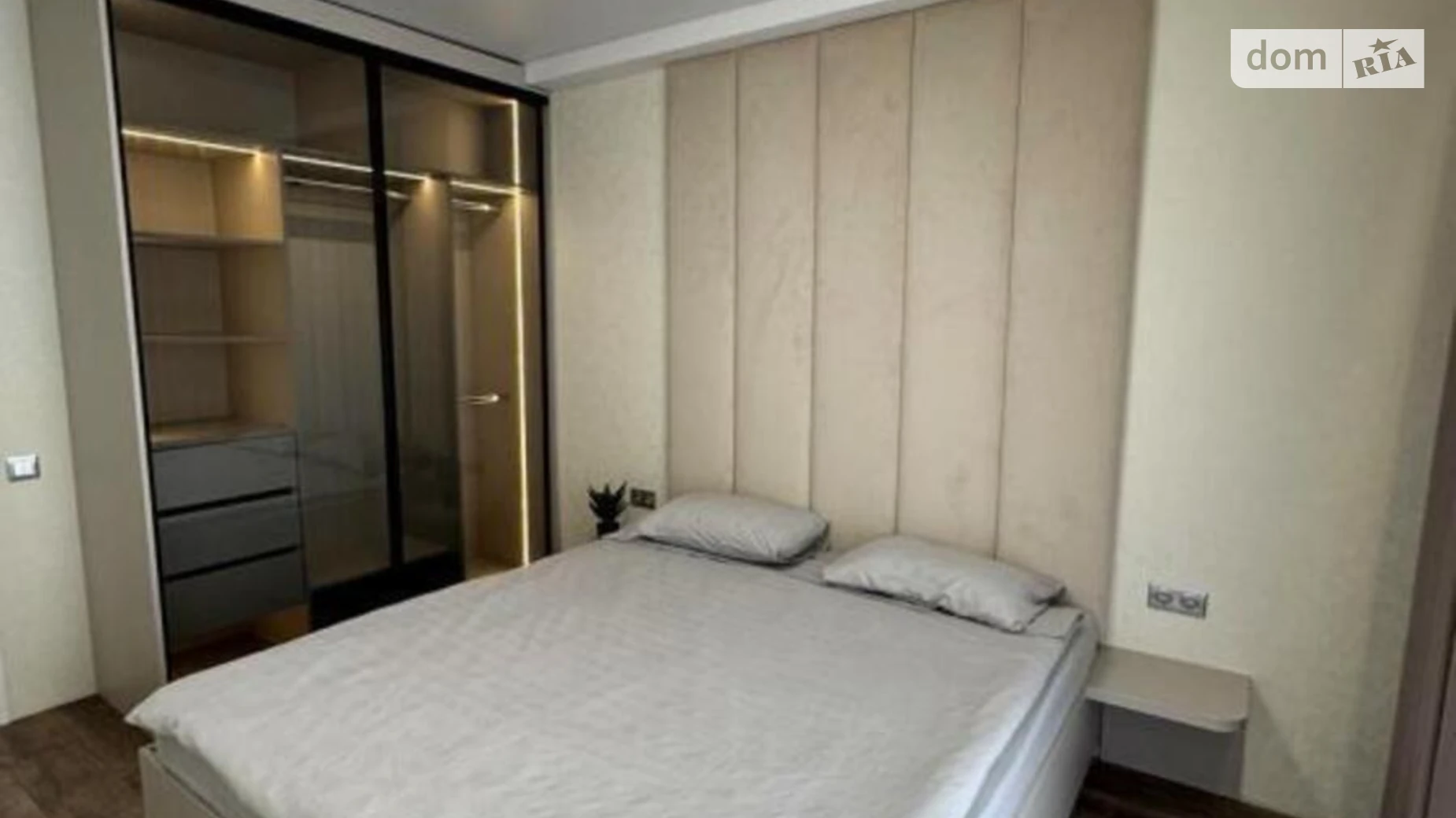 Продается 1-комнатная квартира 41 кв. м в Киеве, ул. Михаила Максимовича, 24В - фото 3