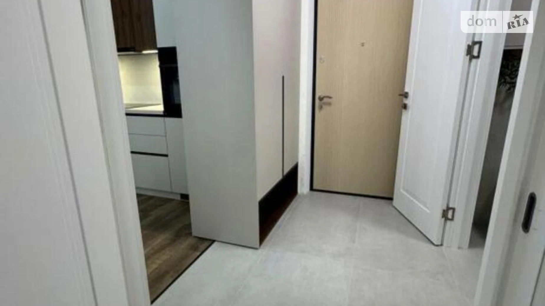 Продается 1-комнатная квартира 41 кв. м в Киеве, ул. Михаила Максимовича, 24В - фото 4