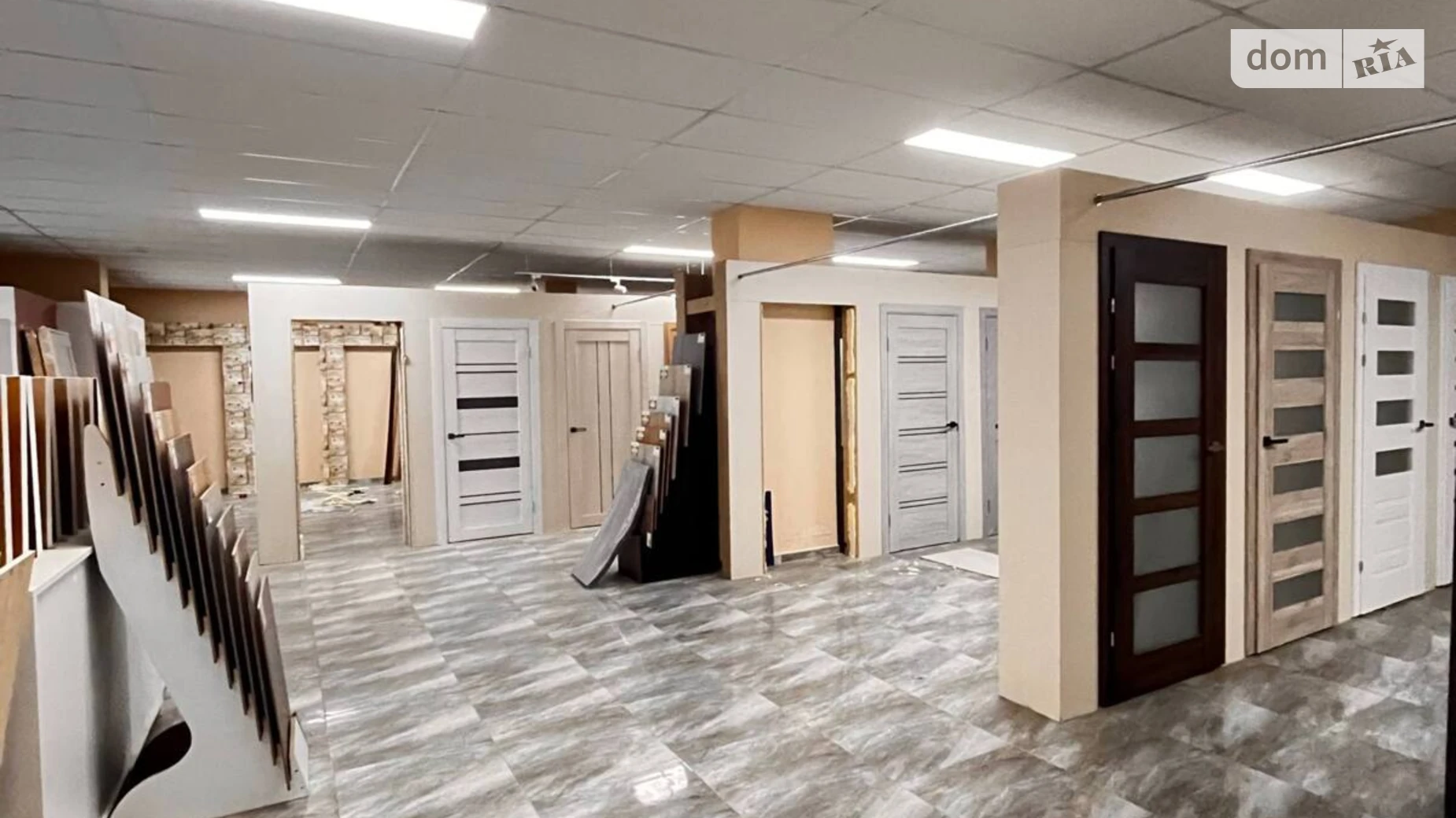 Продається приміщення вільного призначення 388 кв. м в 3-поверховій будівлі, цена: 200000 $ - фото 2