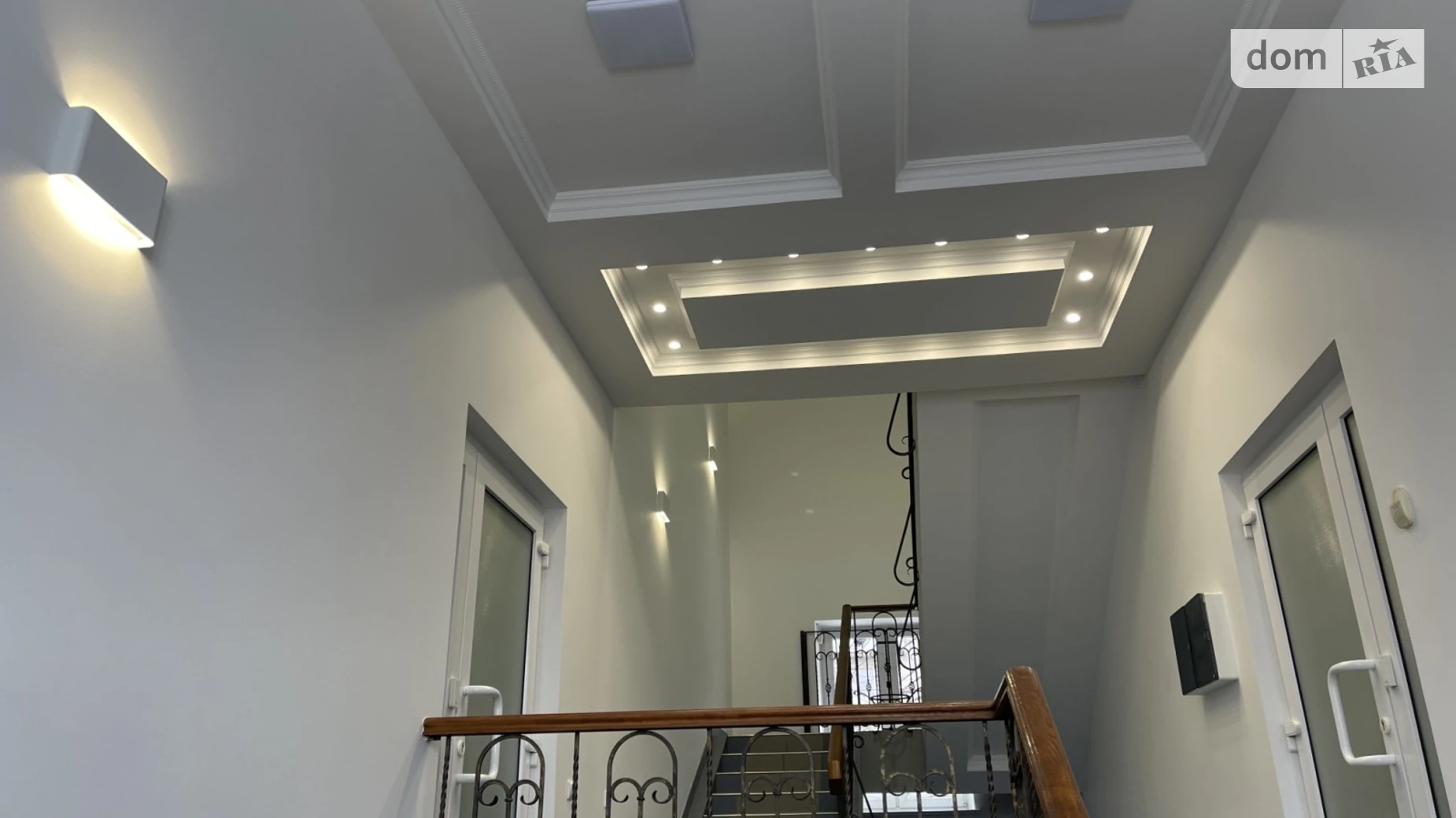 Сдается в аренду помещения свободного назначения 916 кв. м в 3-этажном здании, цена: 458000 грн - фото 3