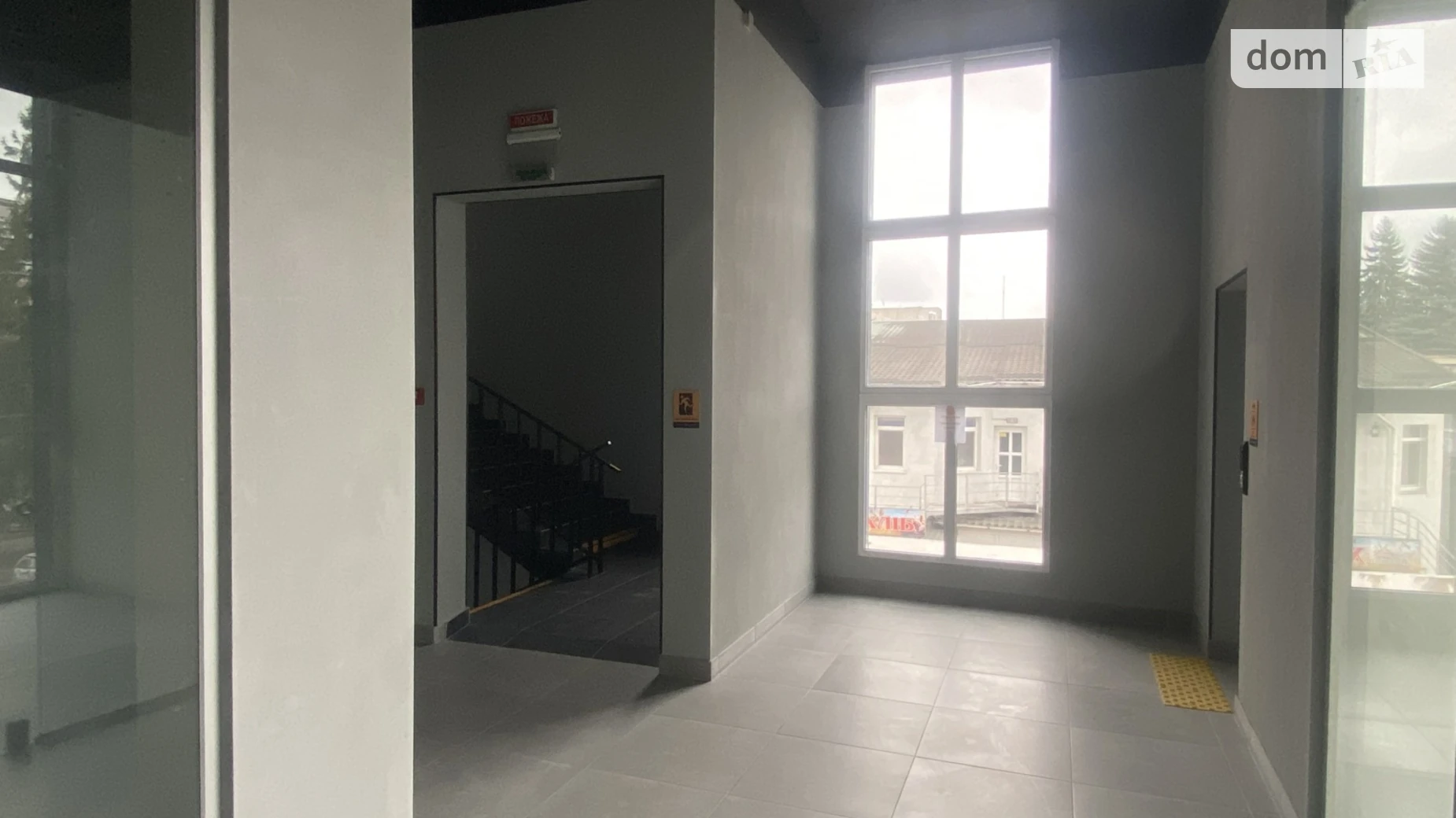 Сдается в аренду помещения свободного назначения 32.7 кв. м в 4-этажном здании, цена: 9810 грн - фото 5