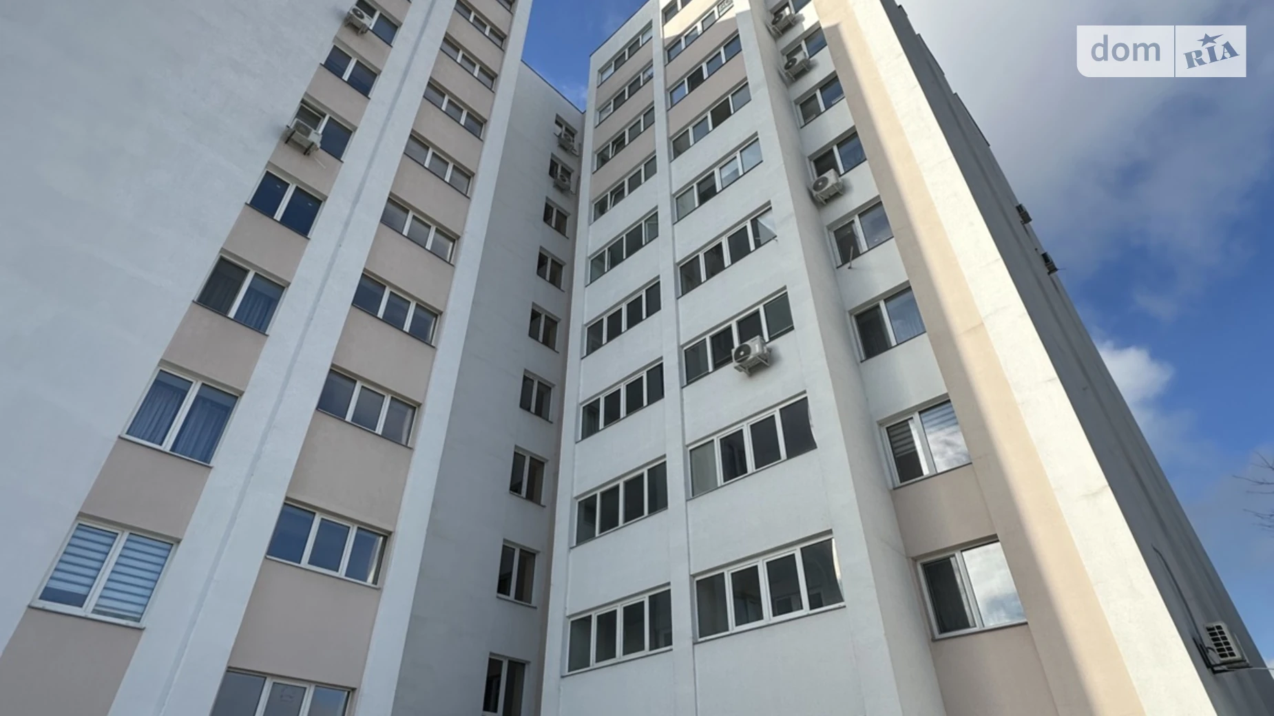 Продается 1-комнатная квартира 46.8 кв. м в Черкассах, ул. Нарбутовская, 239 - фото 2