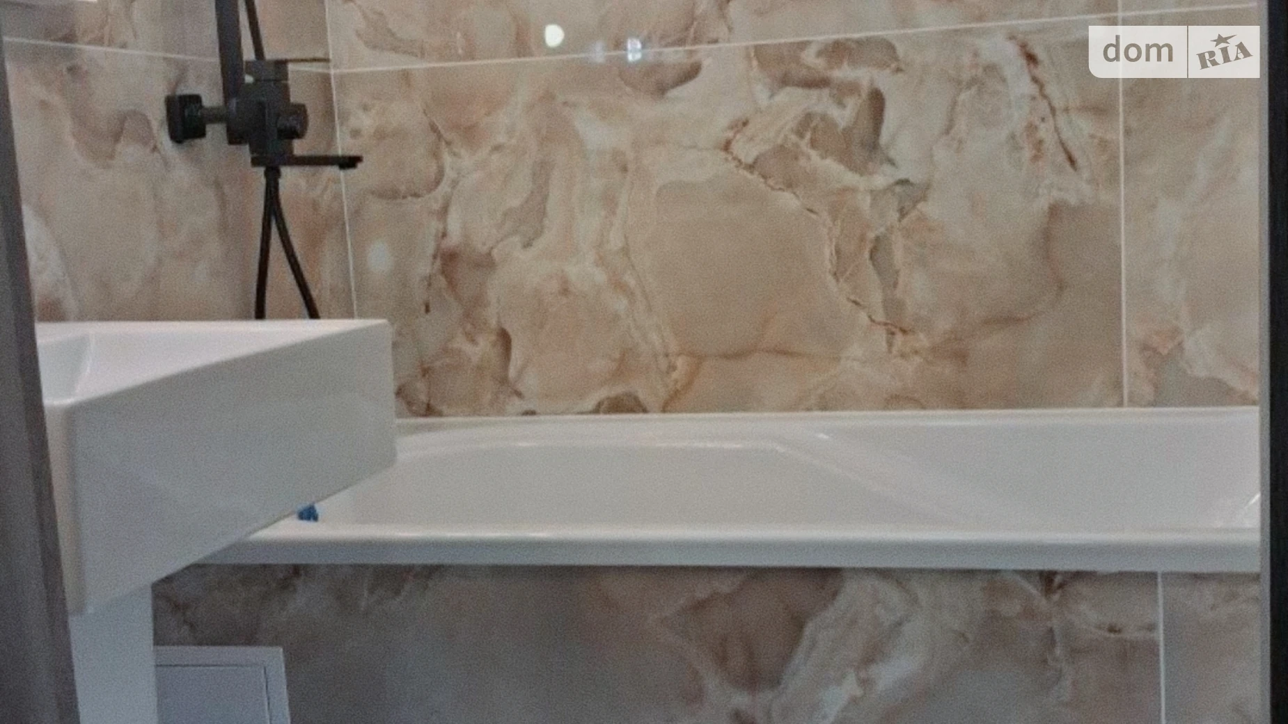 Продается 1-комнатная квартира 43 кв. м в Житомире, ул. Крошенская - фото 2