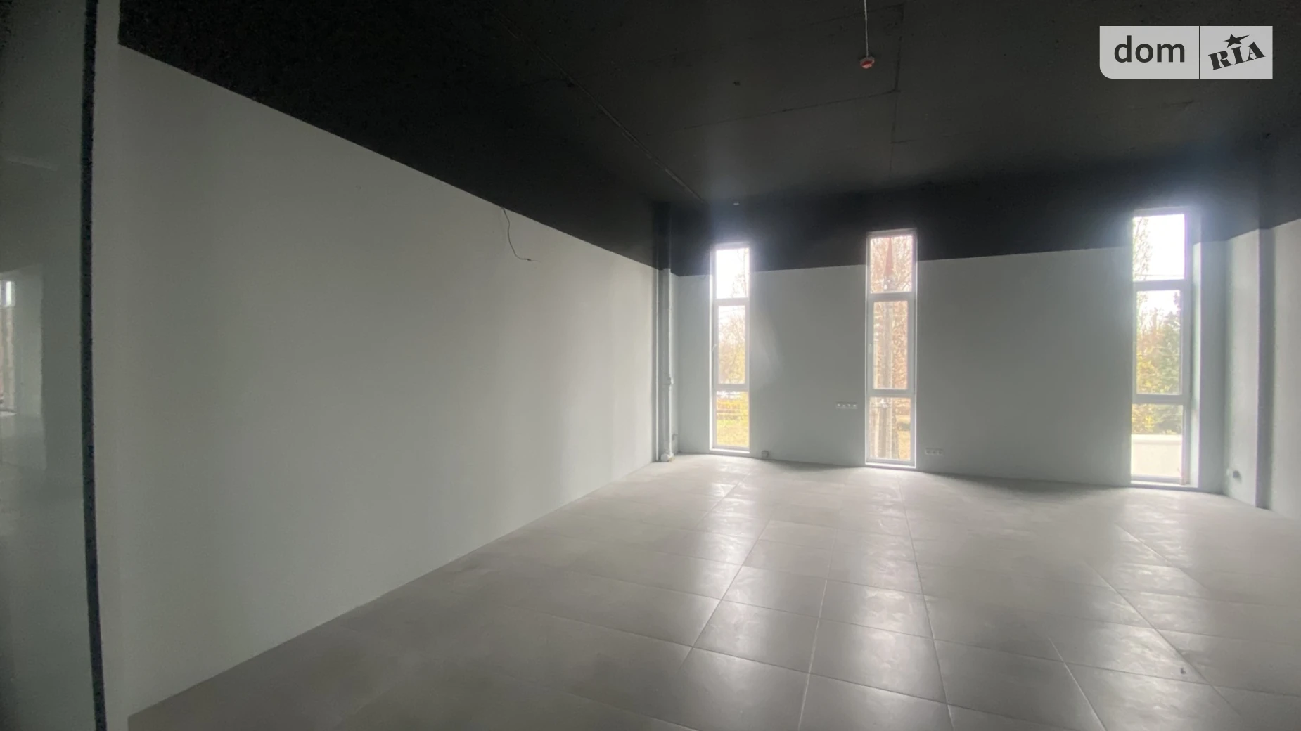 Сдается в аренду помещения свободного назначения 53.6 кв. м в 4-этажном здании, цена: 13400 грн - фото 3
