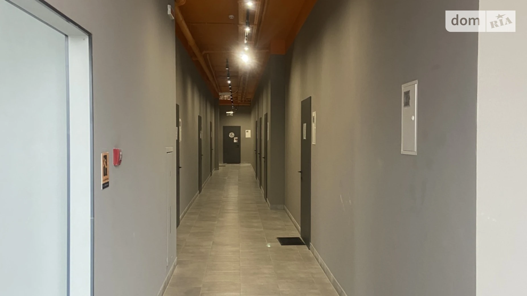 Здається в оренду офіс 23.6 кв. м в бізнес-центрі, цена: 9440 грн - фото 4