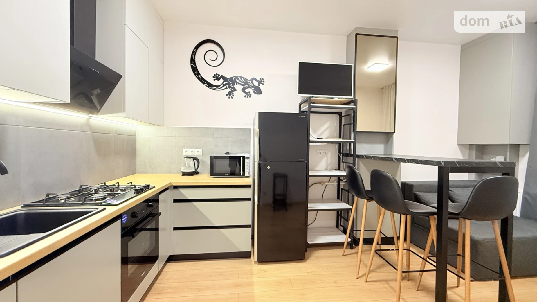 Продается 1-комнатная квартира 42.2 кв. м в Ужгороде, ул. Капушанская(Победы), 148 - фото 4