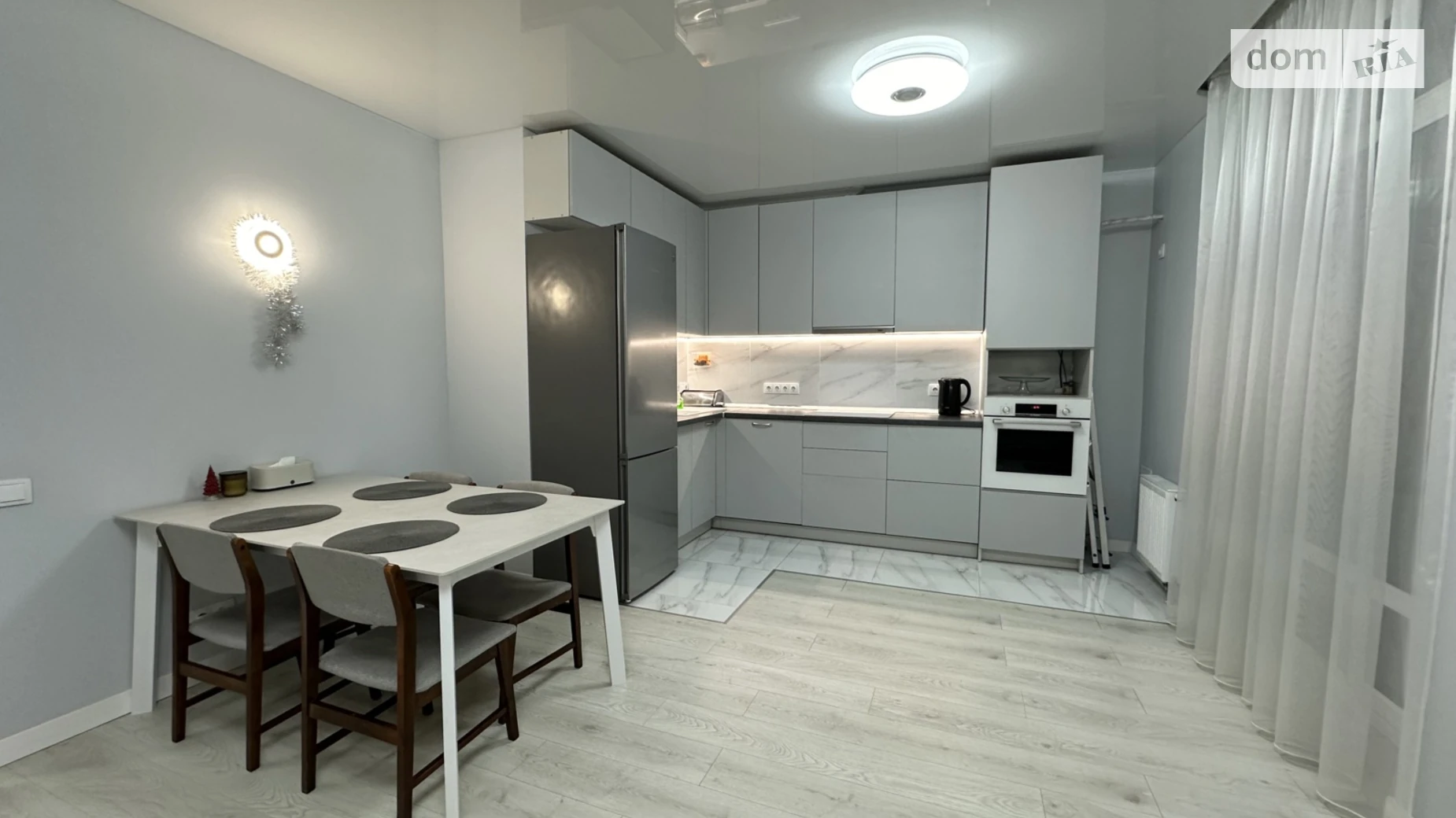 Продается 3-комнатная квартира 85.9 кв. м в Киеве, бул. Вацлава Гавела, 28 - фото 2