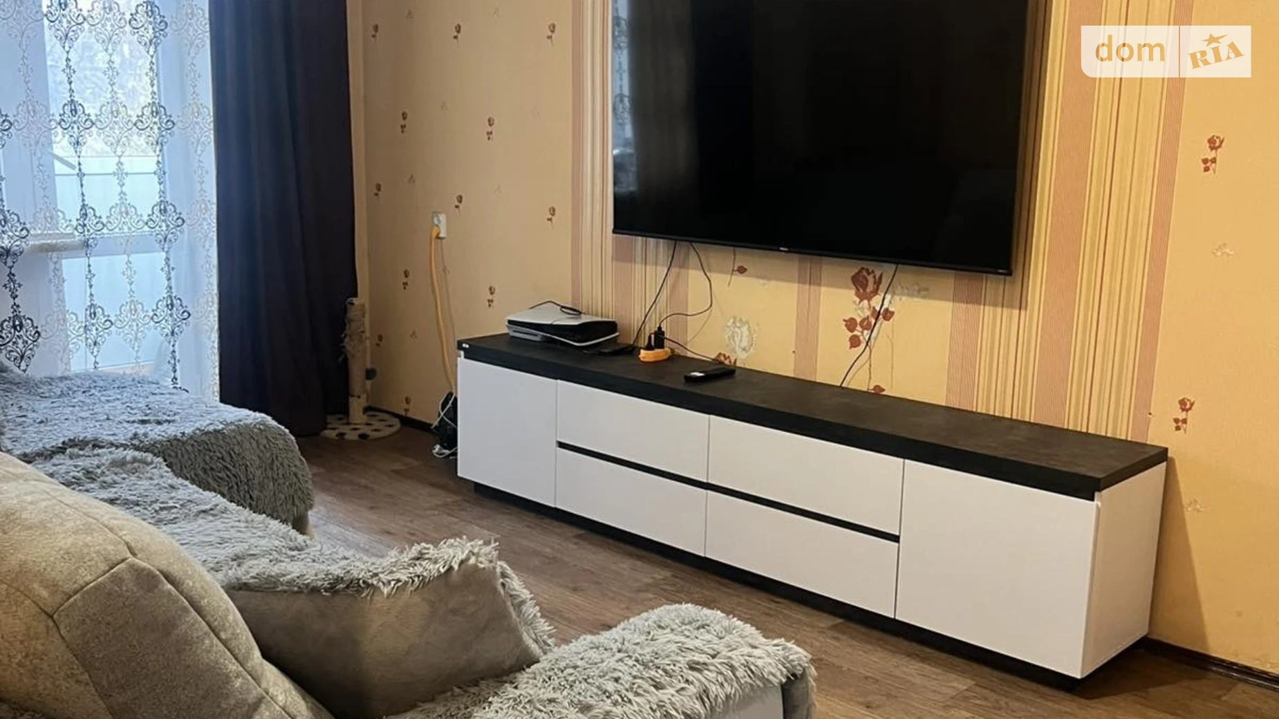 Продается 3-комнатная квартира 56 кв. м в Кременчуге, ул. Старшего Лейтенанта Кагала(Первомайская) - фото 3