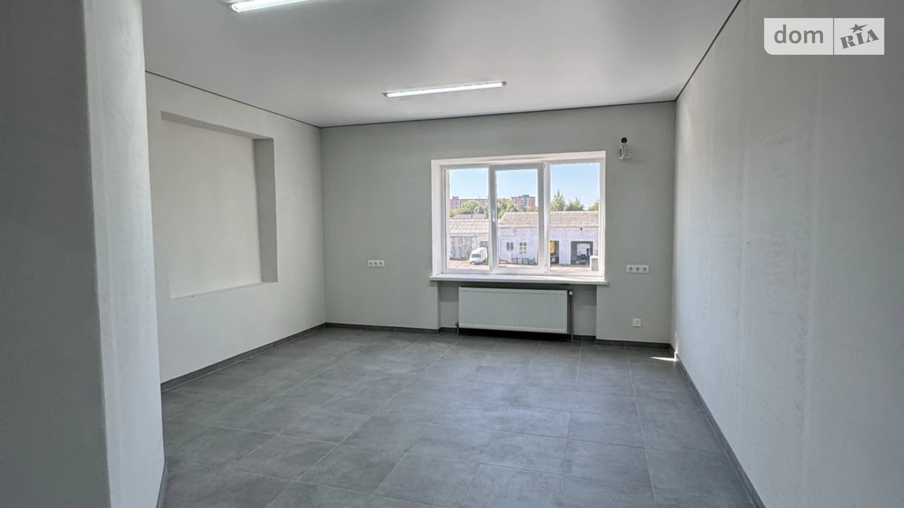 Сдается в аренду офис 220 кв. м в бизнес-центре, цена: 39900 $ - фото 2