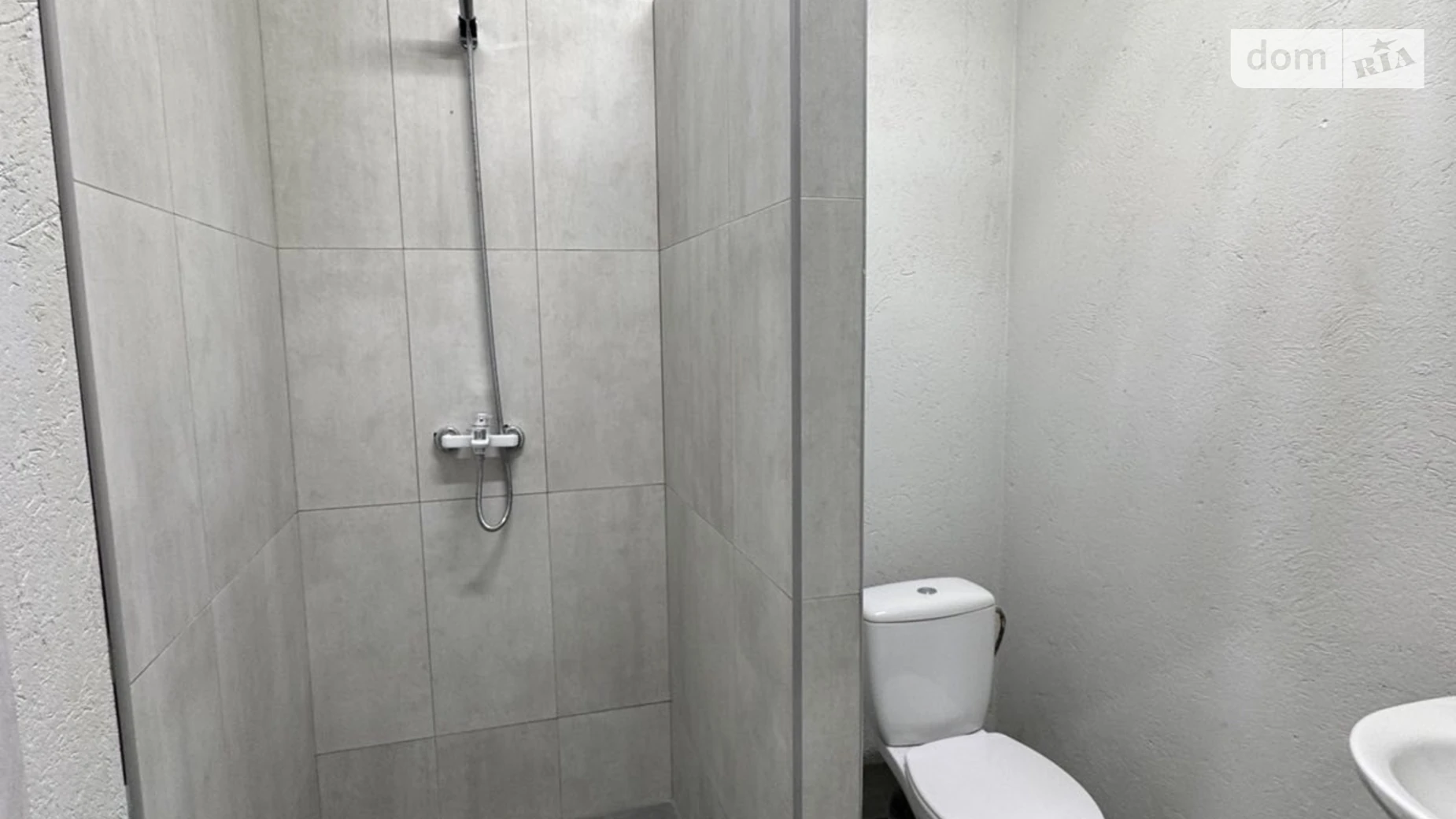 Сдается в аренду офис 220 кв. м в бизнес-центре, цена: 39900 $ - фото 4