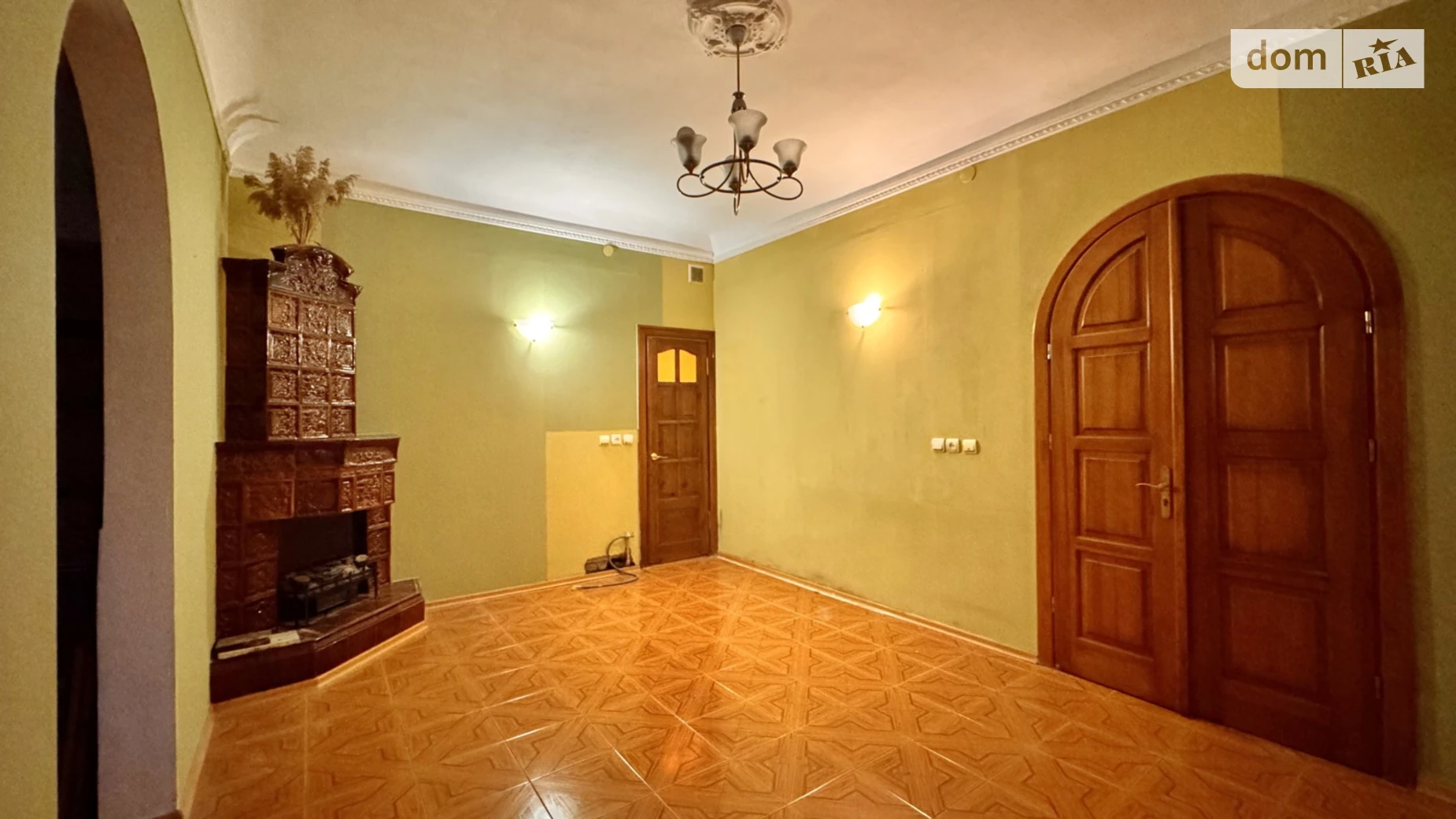 Продается 2-комнатная квартира 39.7 кв. м в Львове, ул. Героев Майдана, 8 - фото 2