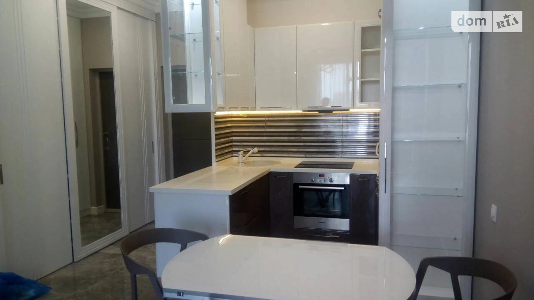 Сдается в аренду 1-комнатная квартира 53 кв. м в Одессе, цена: 550 $ - фото 2