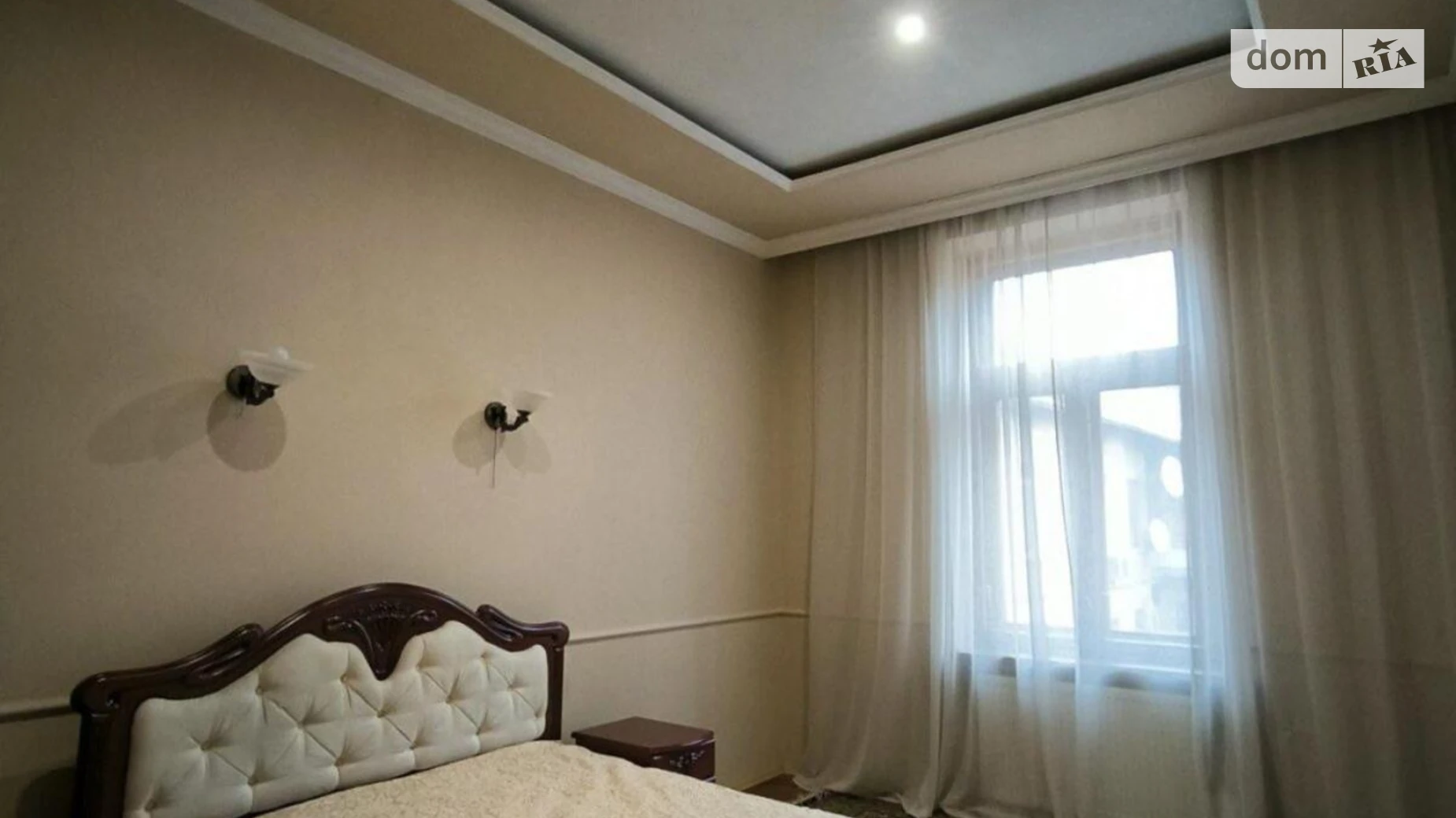 Продается 2-комнатная квартира 72.1 кв. м в Львове, ул. Леонтовича, 5 - фото 2