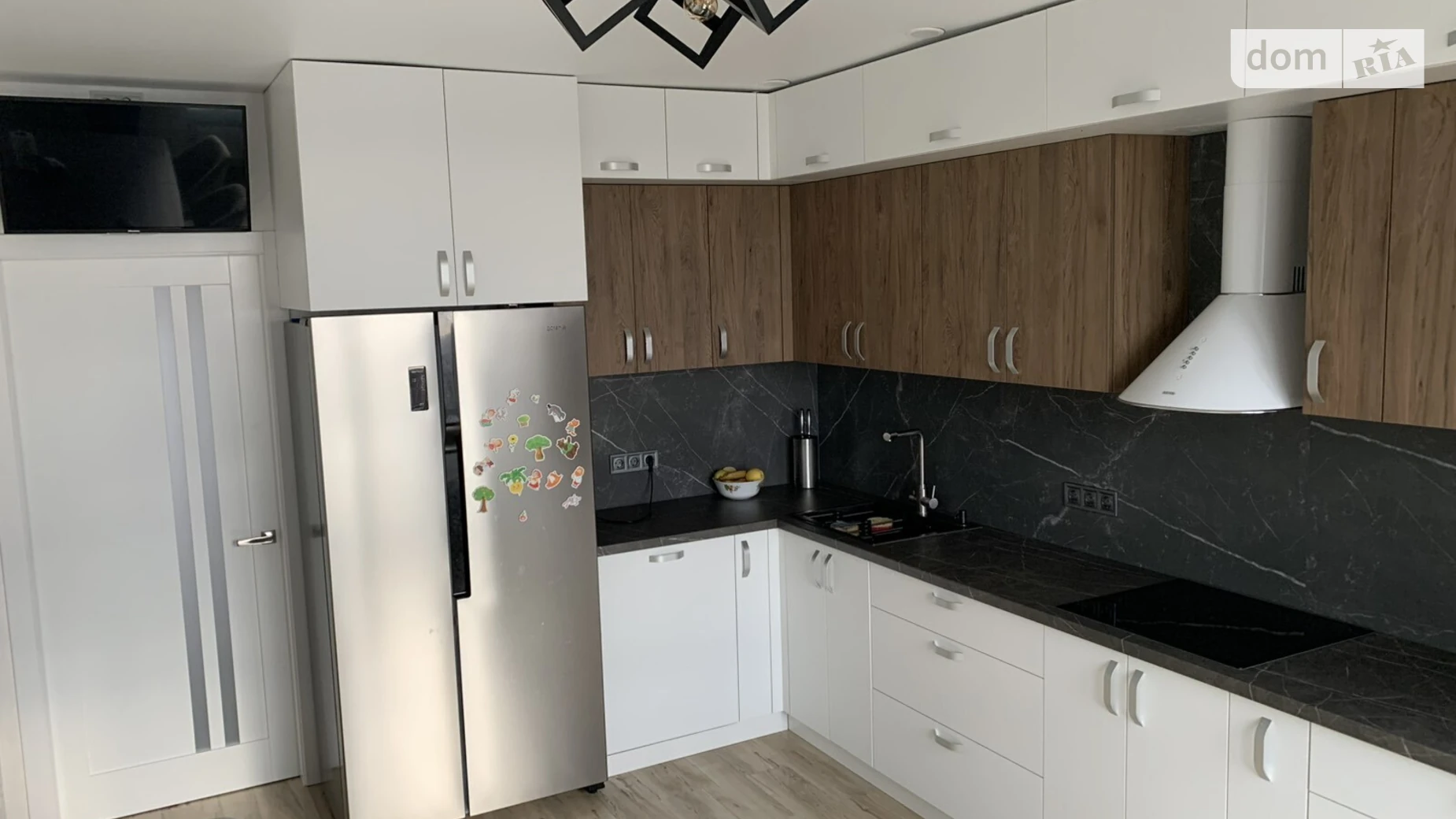 Продается 2-комнатная квартира 74.3 кв. м в Черкассах, ул. Добровольческих Батальонов - фото 2