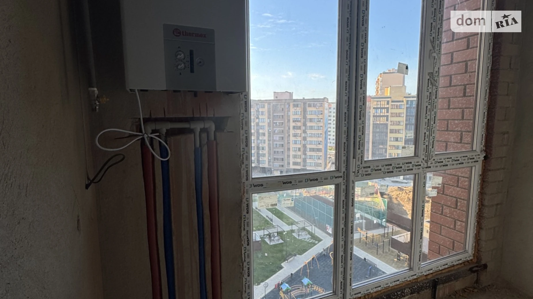 Продается 1-комнатная квартира 38.4 кв. м в Одессе, ул. Академика Сахарова, 5З - фото 2