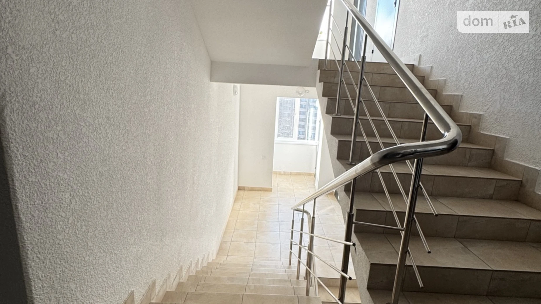 Продается 2-комнатная квартира 67 кв. м в Одессе, ул. Академика Сахарова, 5 - фото 5