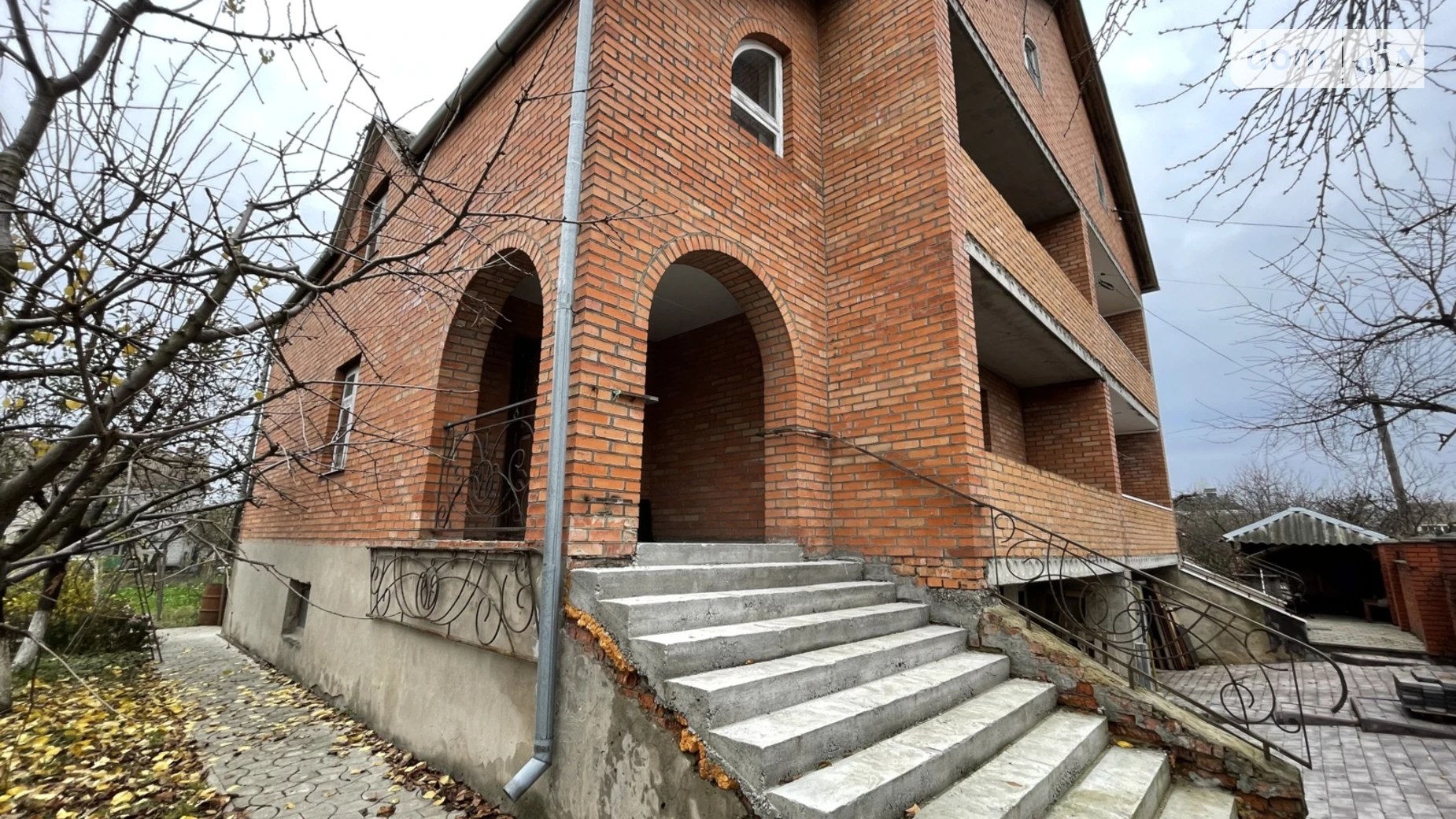 Продается дом на 2 этажа 455 кв. м с участком, цена: 210000 $ - фото 4