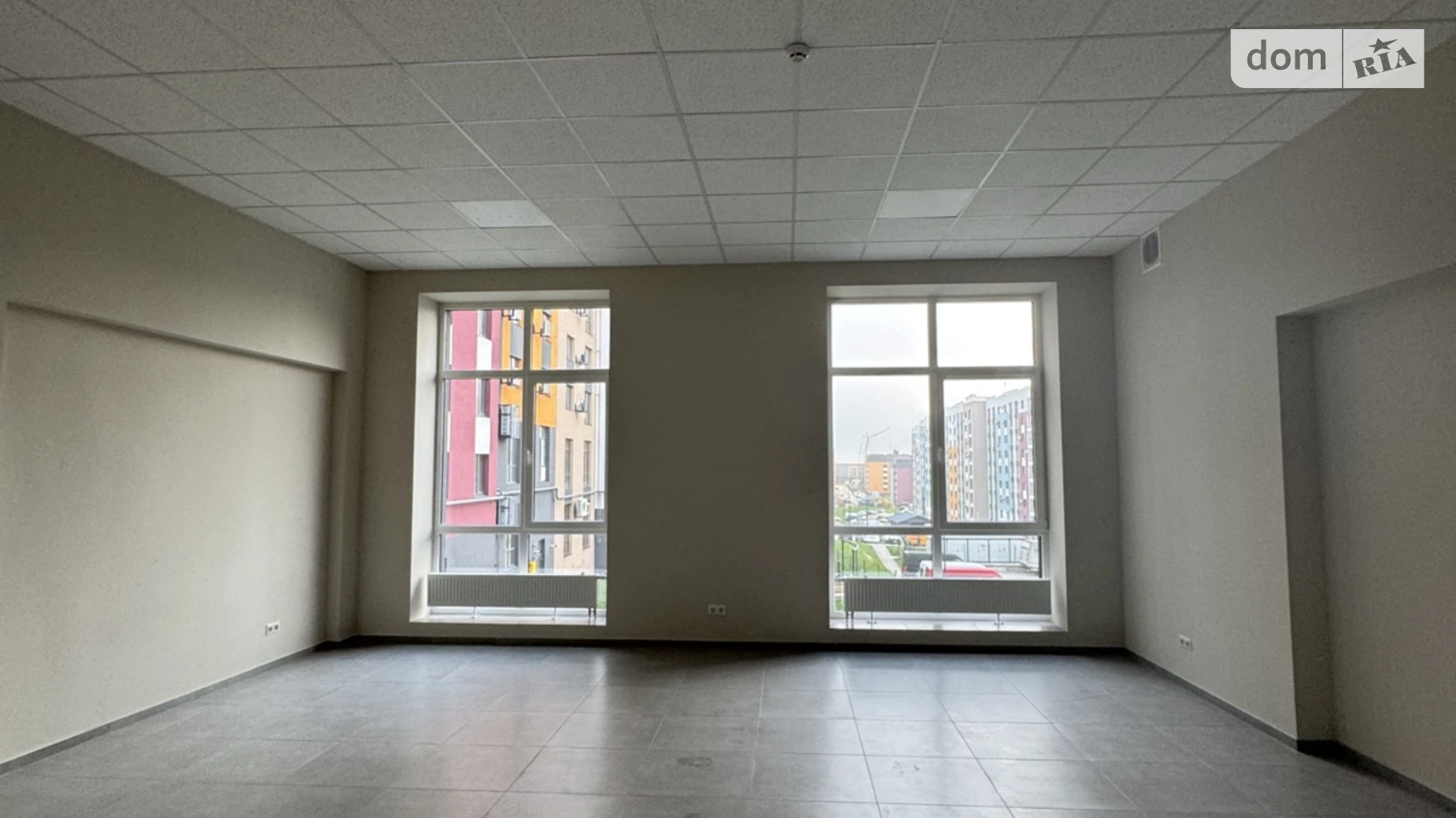 Сдается в аренду офис 53.5 кв. м в бизнес-центре, цена: 535 $ - фото 3