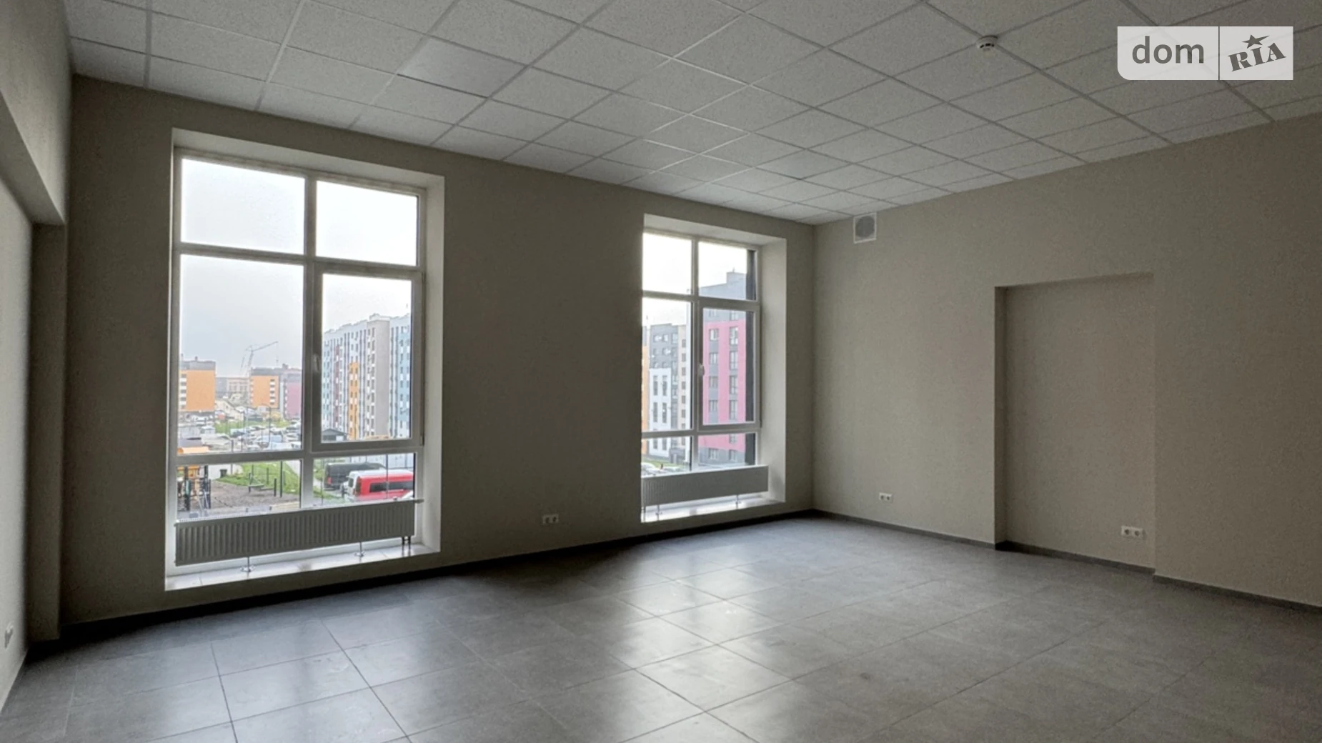 Сдается в аренду офис 53.5 кв. м в бизнес-центре, цена: 535 $ - фото 4