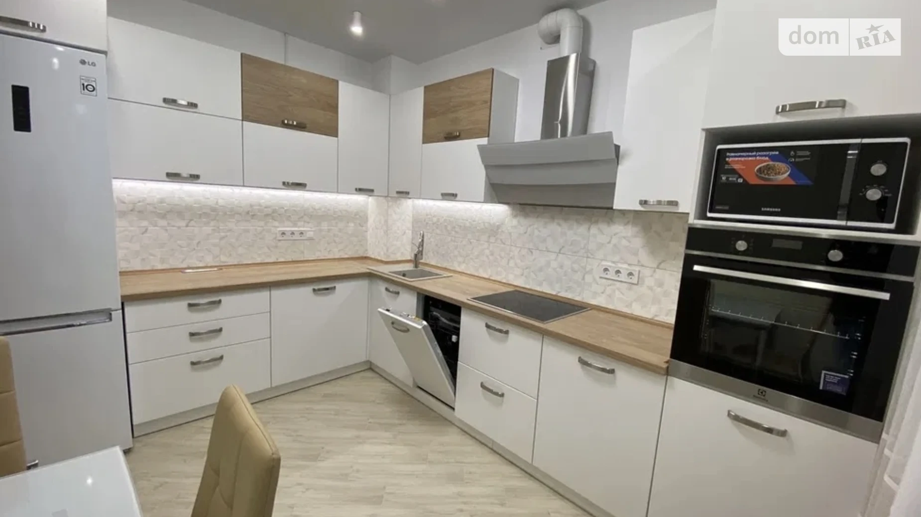 Продається 2-кімнатна квартира 59.1 кв. м у Києві, вул. Кадетський Гай, 10 - фото 2