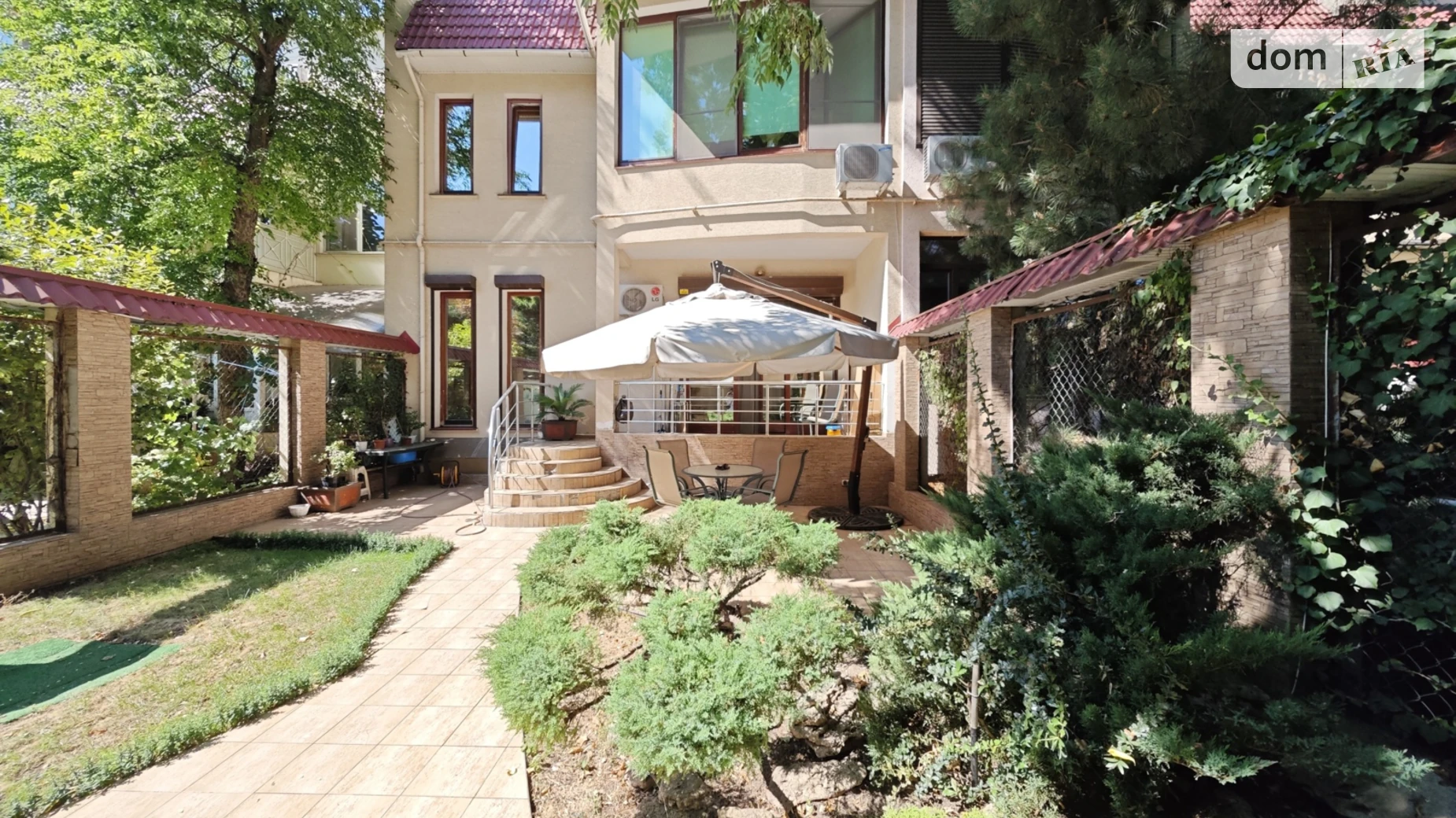 Сдается в аренду дом на 3 этажа 250 кв. м с баней/сауной, цена: 1500 $ - фото 2