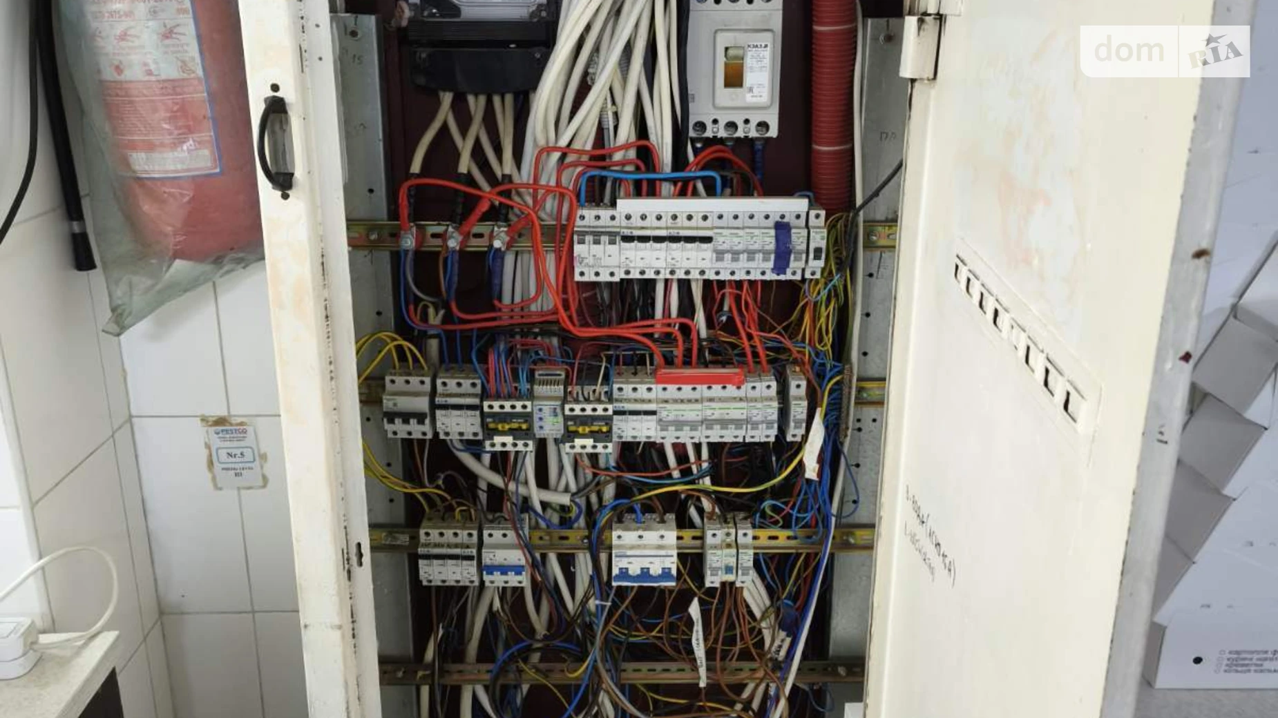 Сдается в аренду объект сферы услуг 192 кв. м в 3-этажном здании, цена: 50000 грн - фото 4