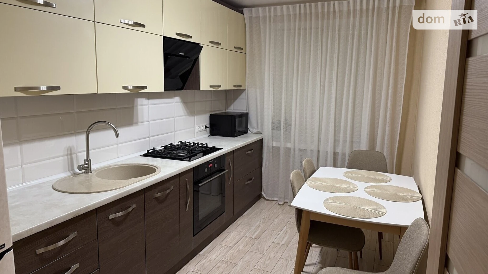 3-комнатная квартира 64.3 кв. м в Луцке, ул. Метельницкий архитектора - фото 2