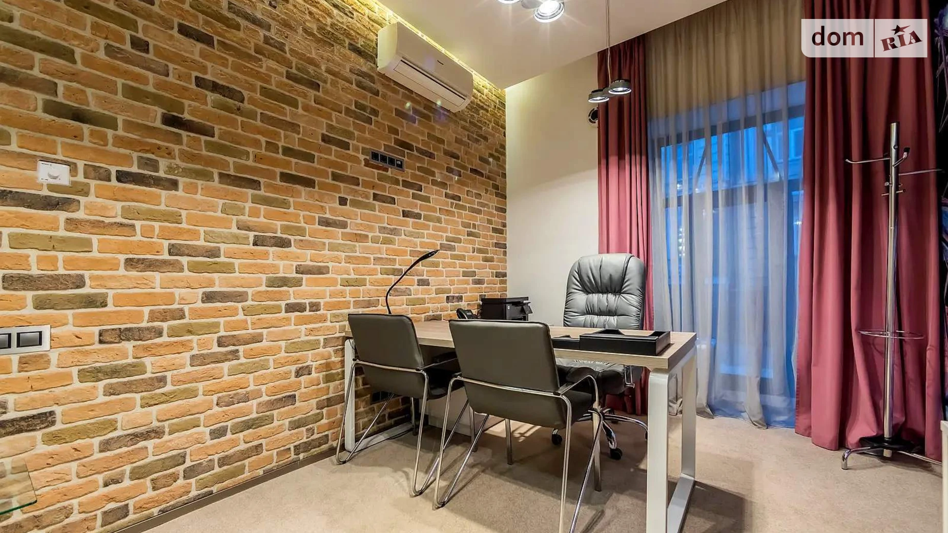 Сдается в аренду офис 157 кв. м в бизнес-центре, цена: 3000 $ - фото 2