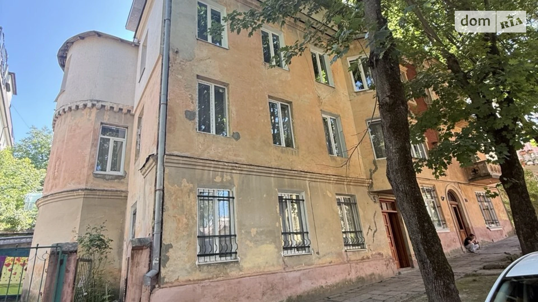 Продается дом на 3 этажа 90 кв. м с садом, цена: 127000 € - фото 3